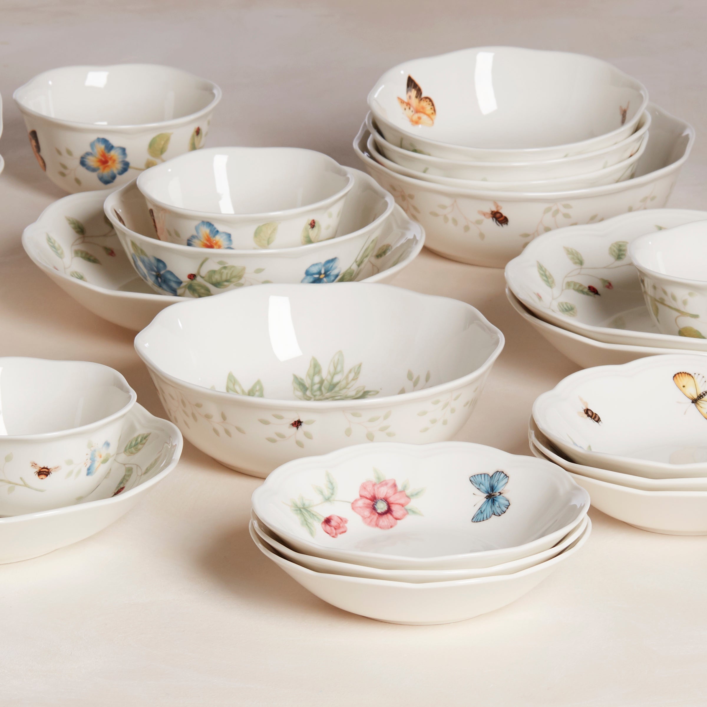Lenox Premium Butterfly Meadow Pasta Bowl - Image 6