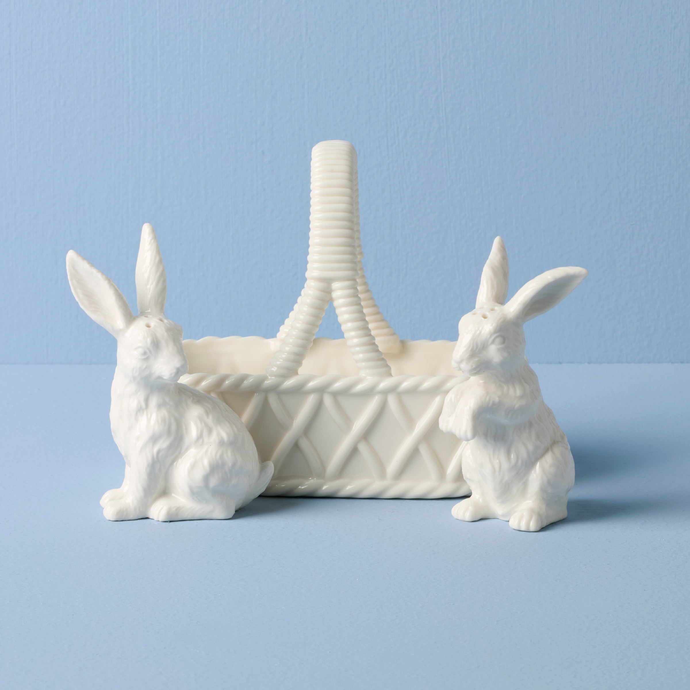 Lenox Premium Wicker Creek Bunny Salt & Pepper Set - Image 4