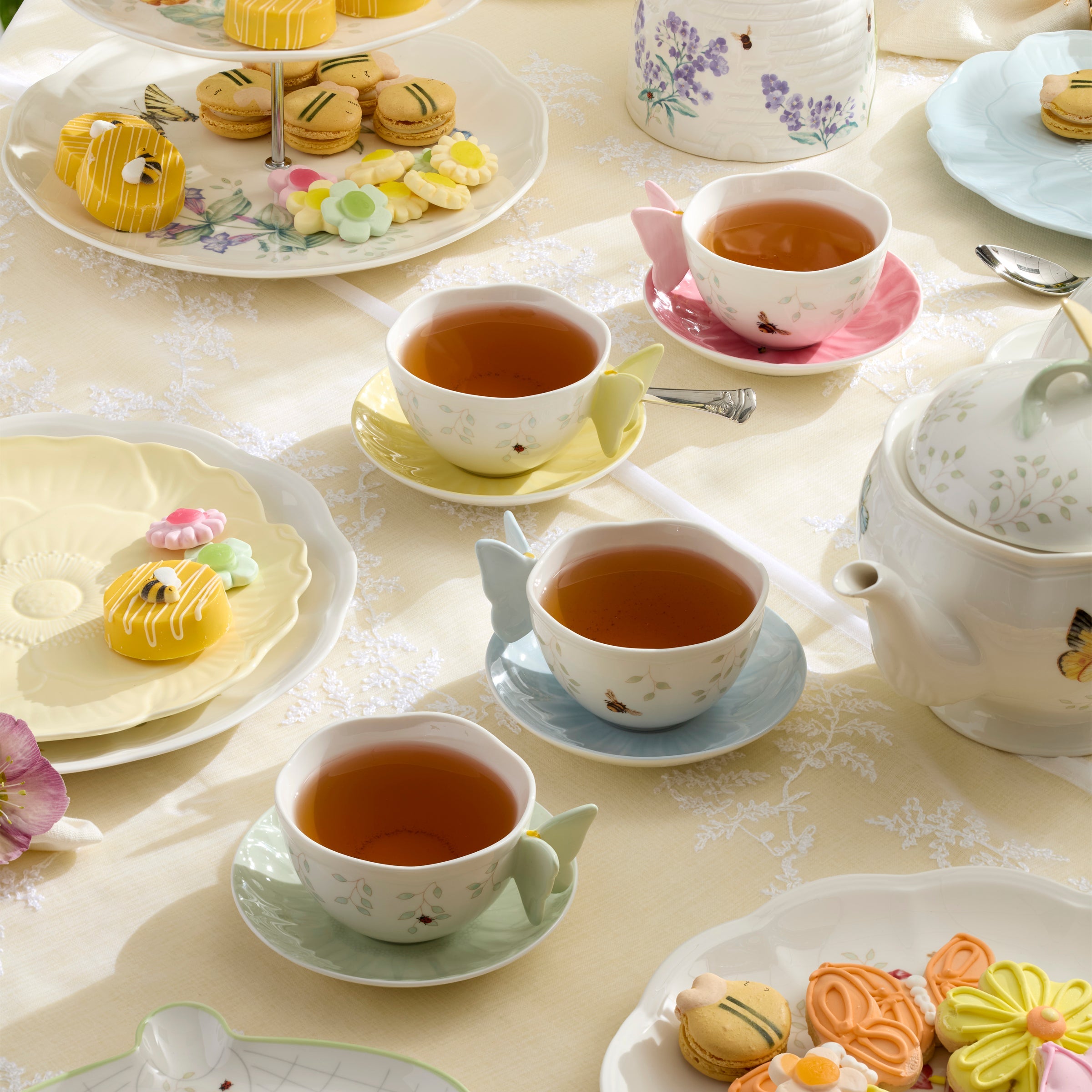 Lenox Premium Butterfly Meadow Floral Pink Cup & Saucer - Image 3