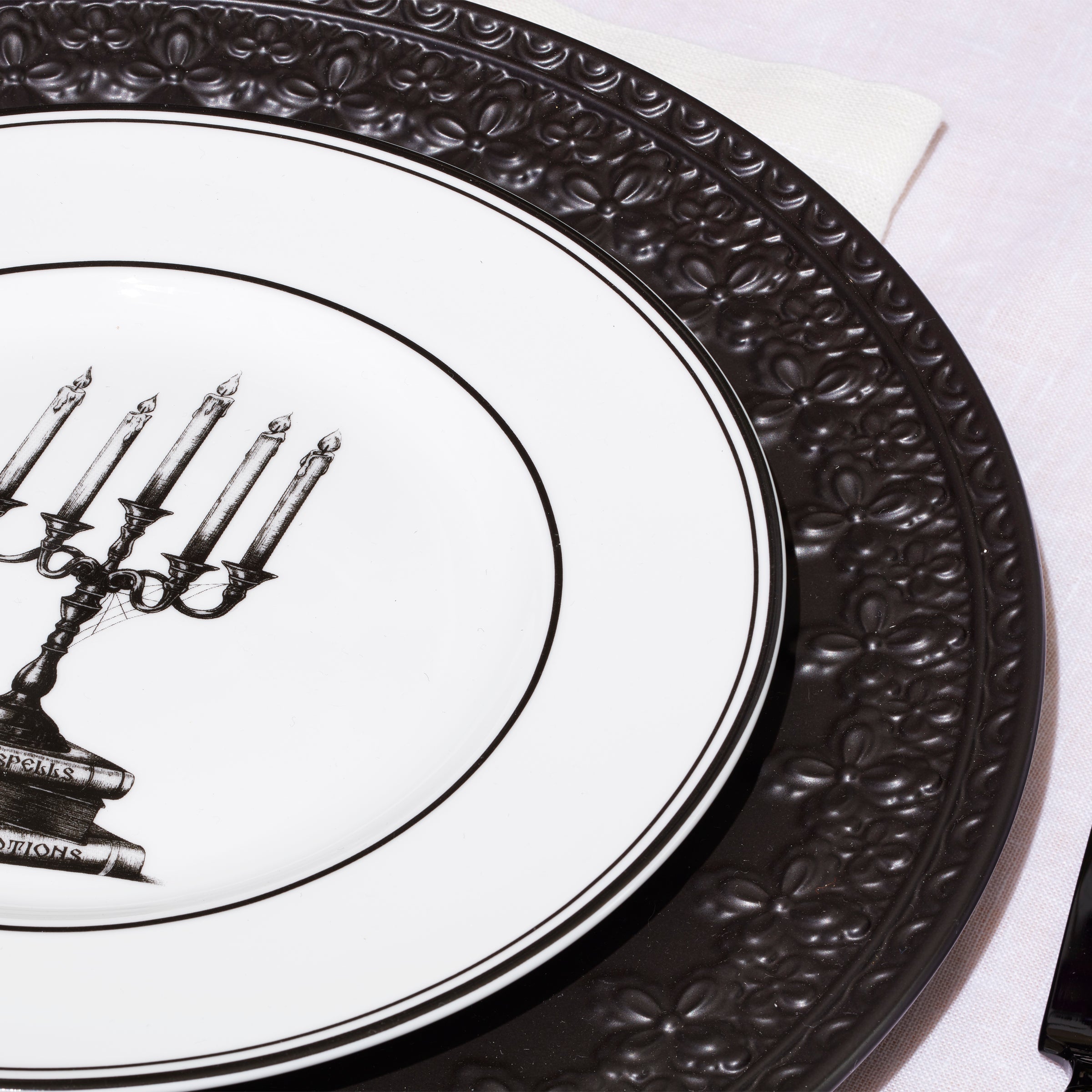 Lenox Premium Vintage Halloween Dessert Plates, Set of 4 - Image 13