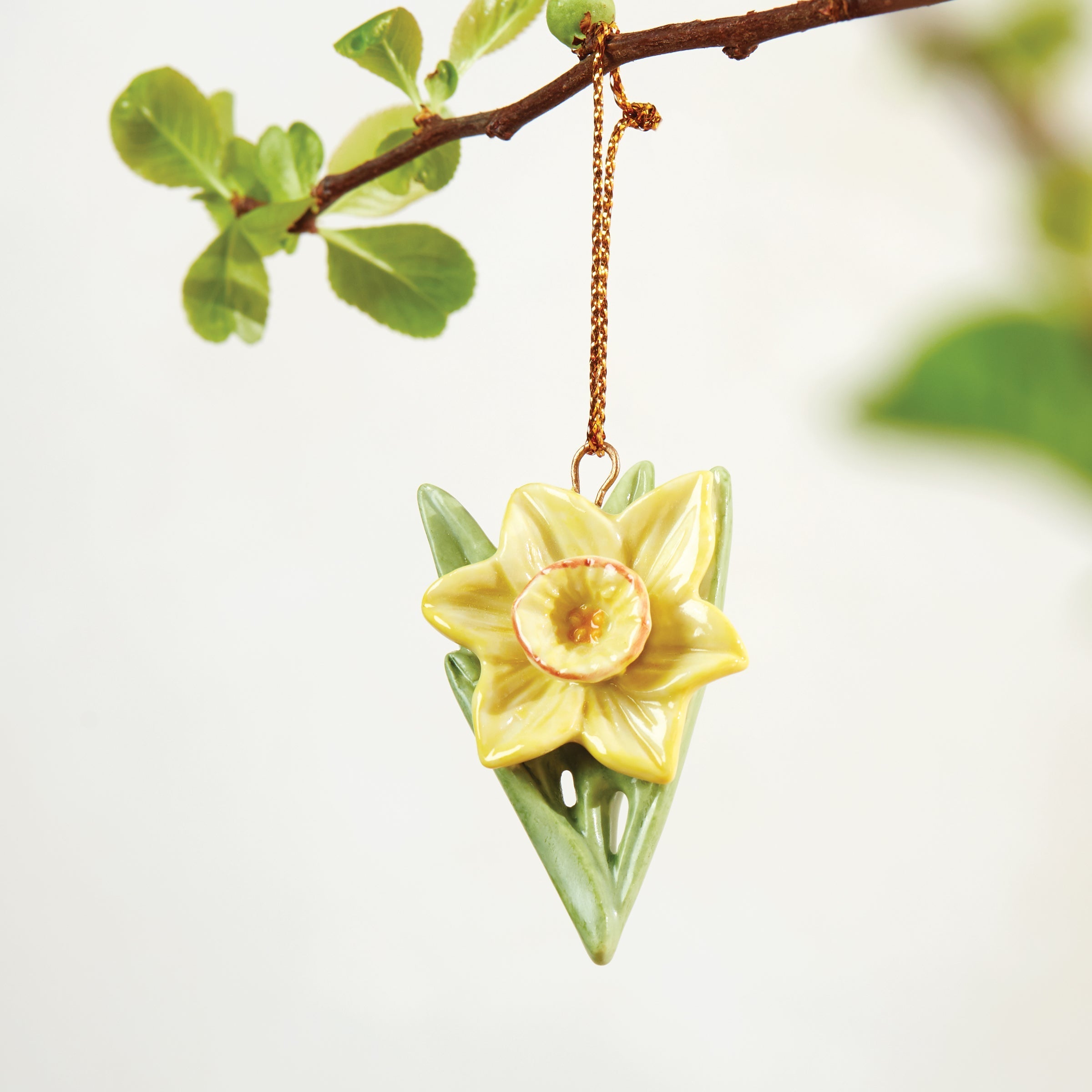 Lenox Premium Celebrate Flowers 10-Piece Mini Ornament Set - Image 4