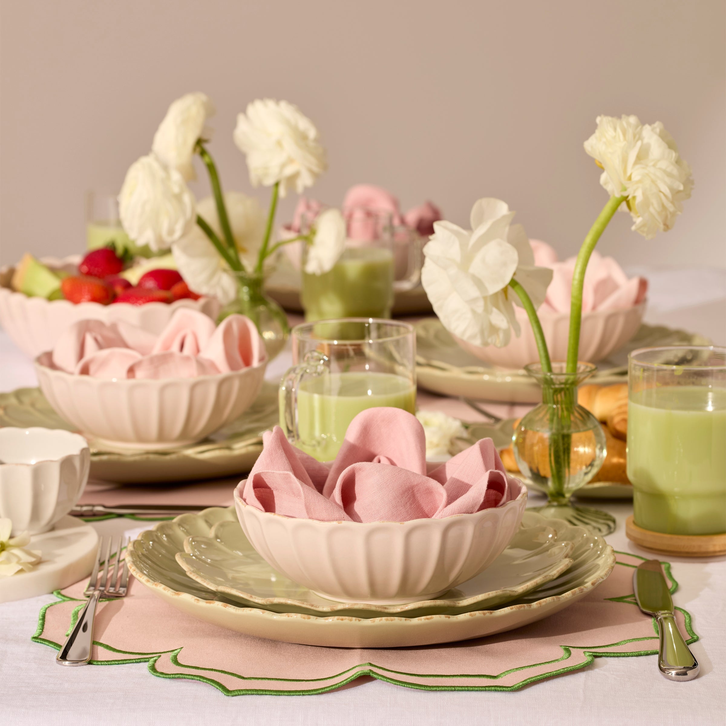 Lenox Premium French Perle Scallop Matcha 24-Piece Dinnerware Set - Image 8
