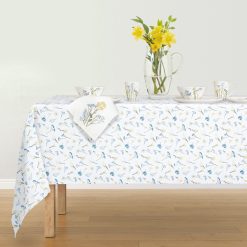 Lenox Premium Wildflowers Allover 60x84 Tablecloth