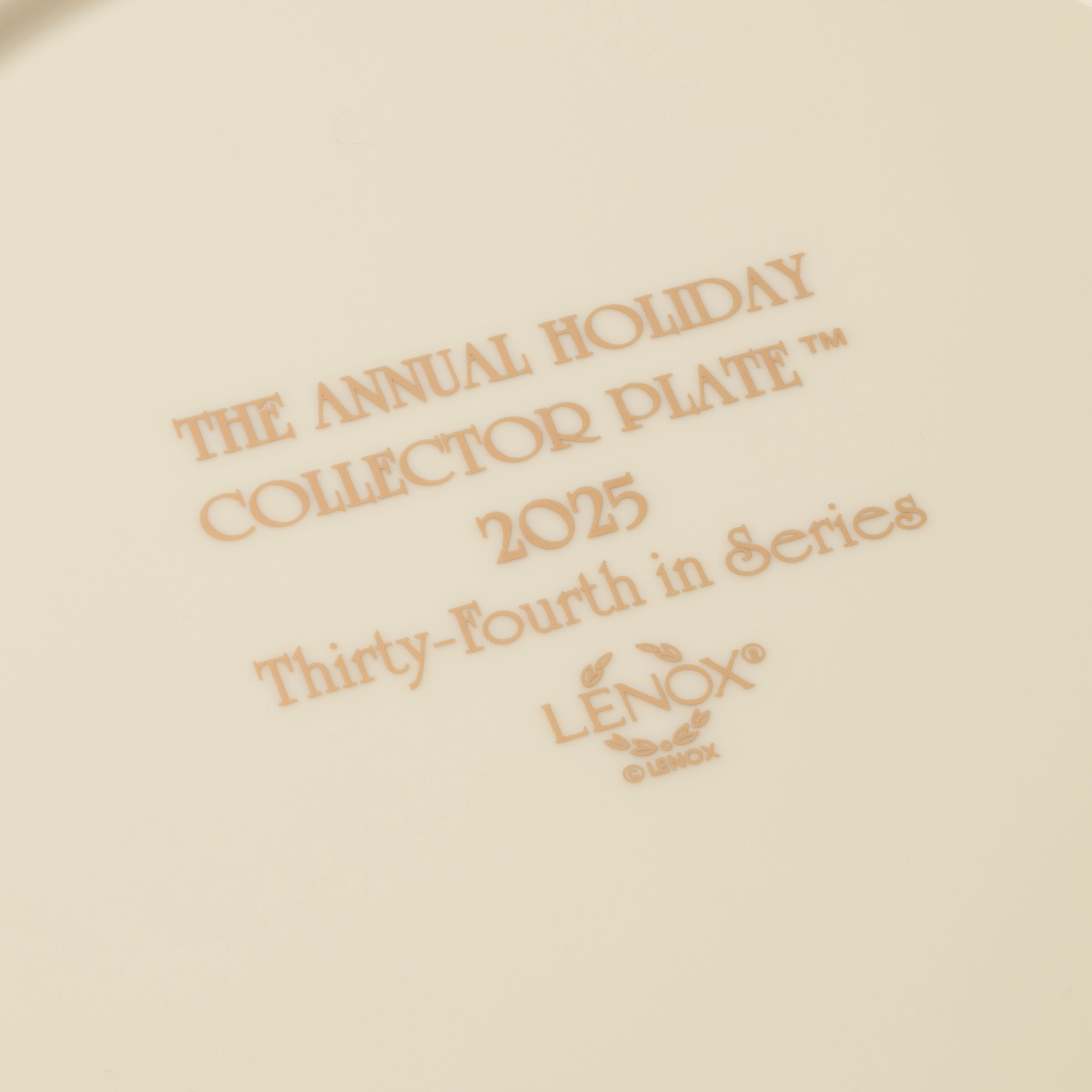 Lenox Premium 2026 Annual Holiday Plate Night Snow - Image 3