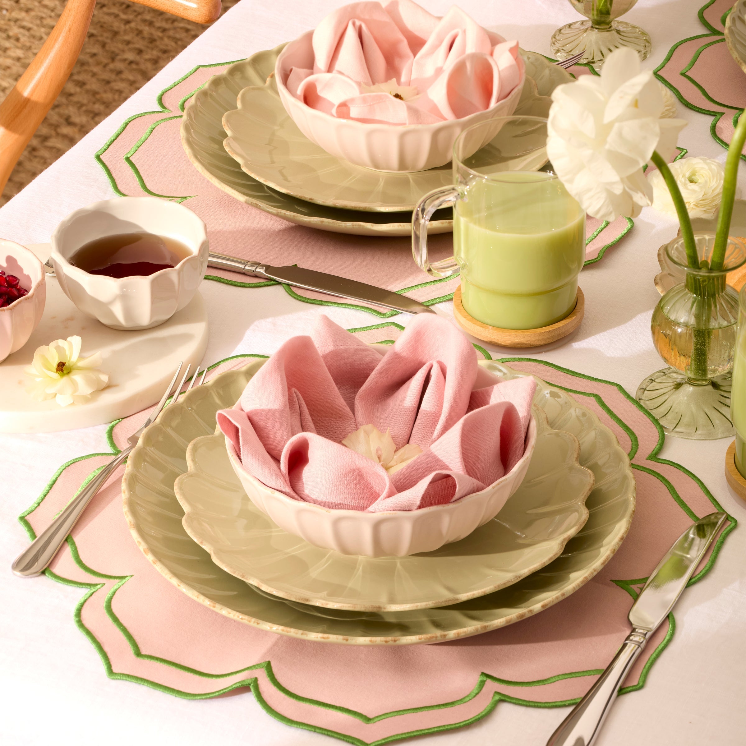 Lenox Premium French Perle Scallop Matcha 24-Piece Dinnerware Set - Image 2