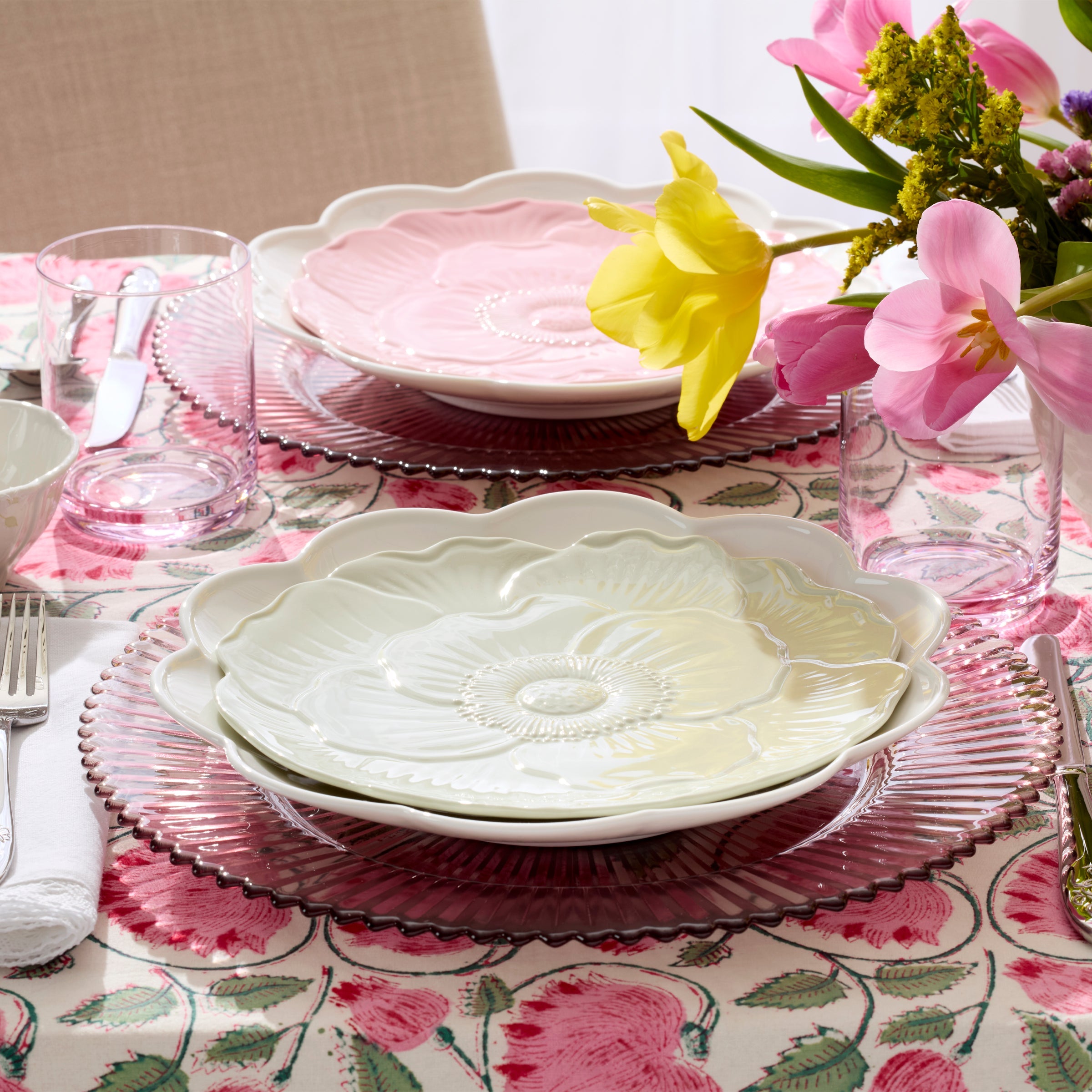 Lenox Premium Studio 1414 Scallop 12-Piece Dinnerware Set - Image 9