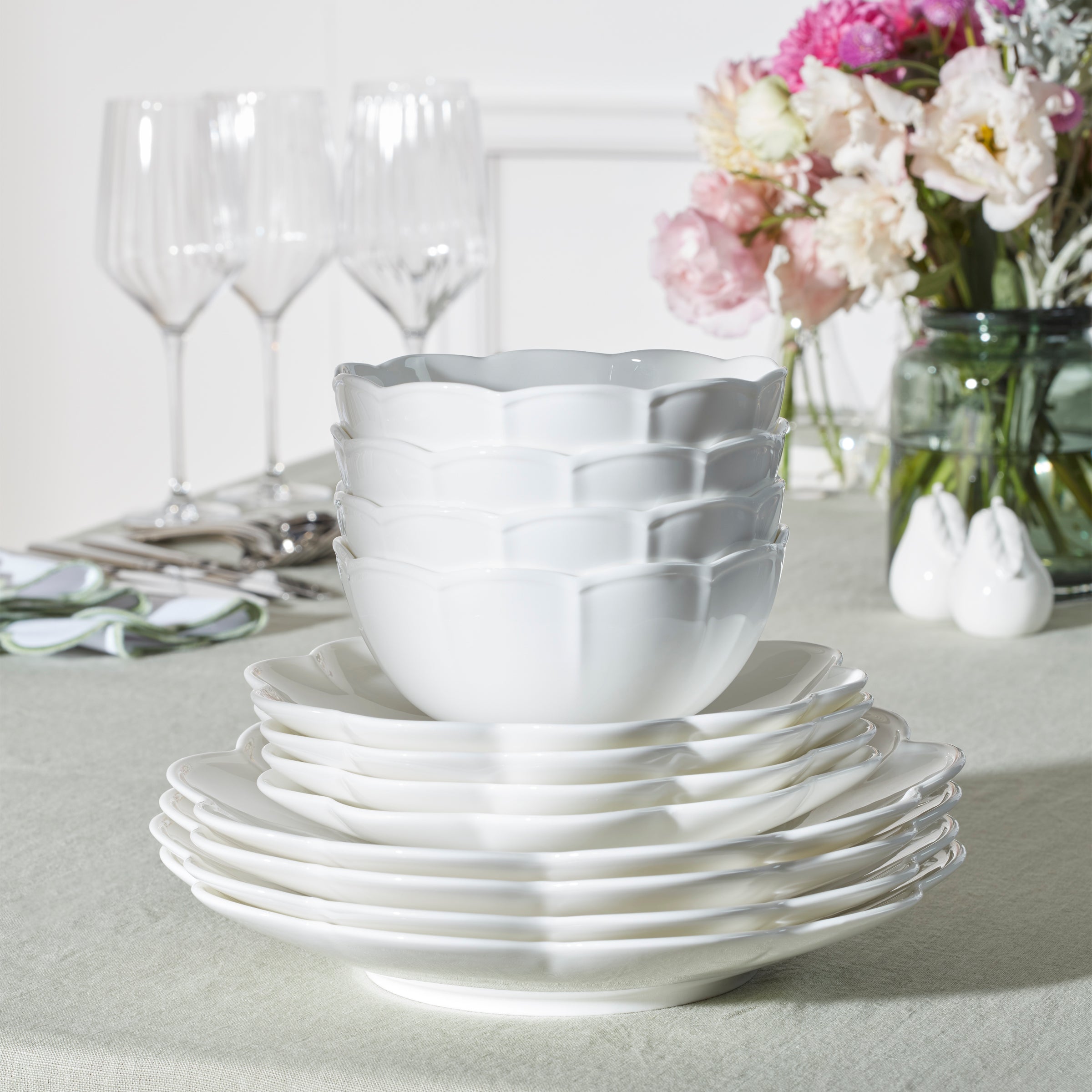 Lenox Premium Studio 1414 Scallop 12-Piece Dinnerware Set - Image 10