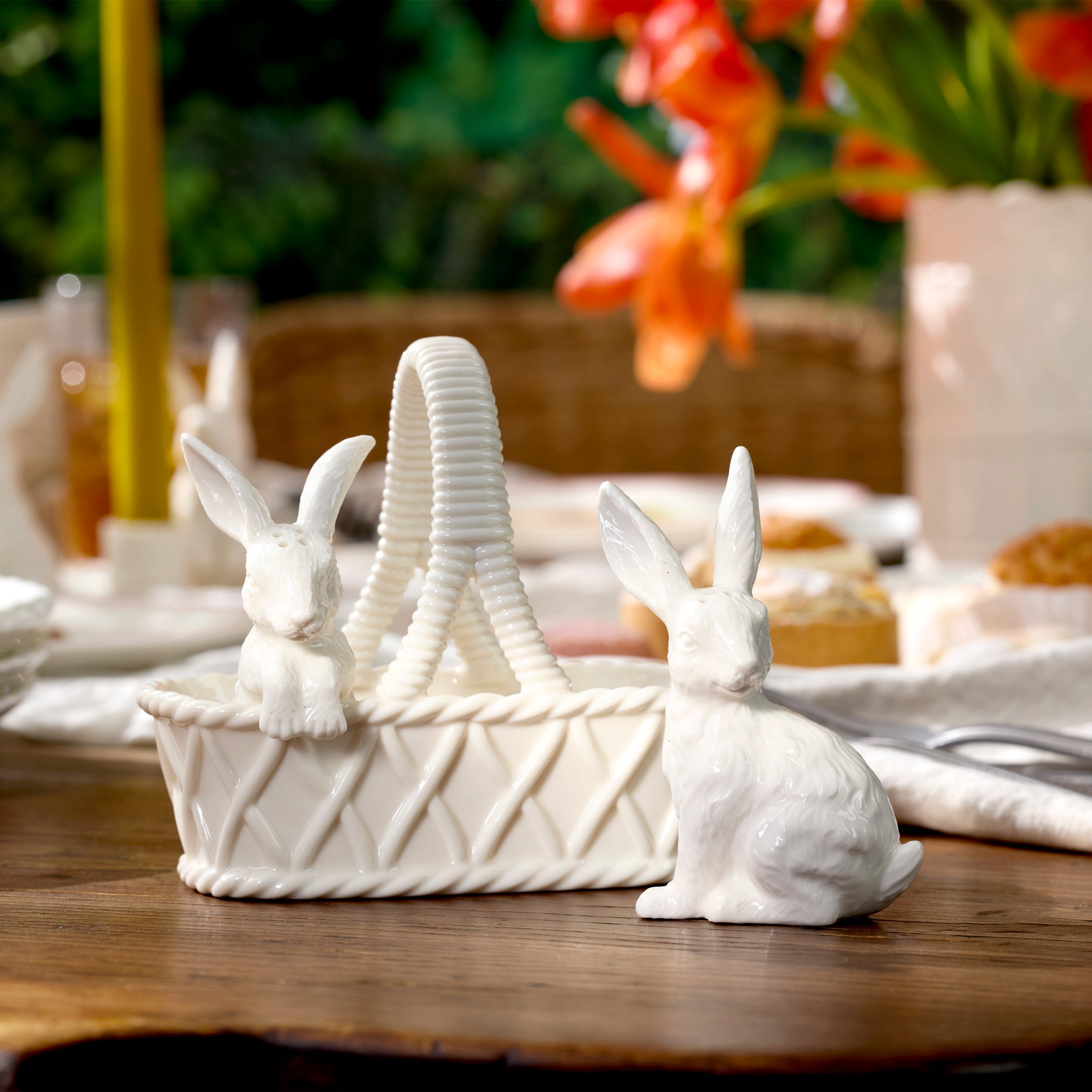 Lenox Premium Wicker Creek Bunny Salt & Pepper Set - Image 2
