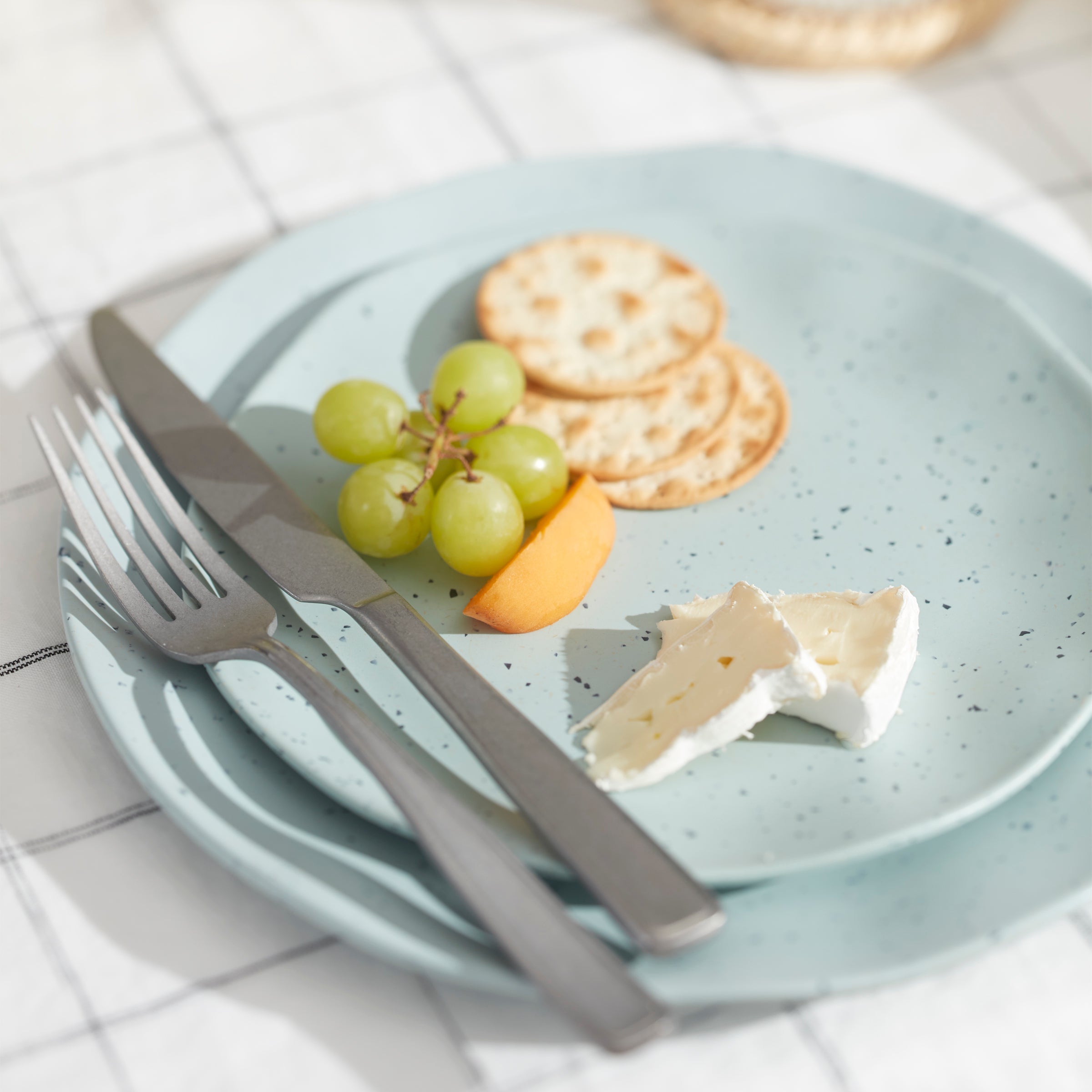 Lenox Premium Terrazzo Melamine Mint 12-Piece Dinnerware Set - Image 7