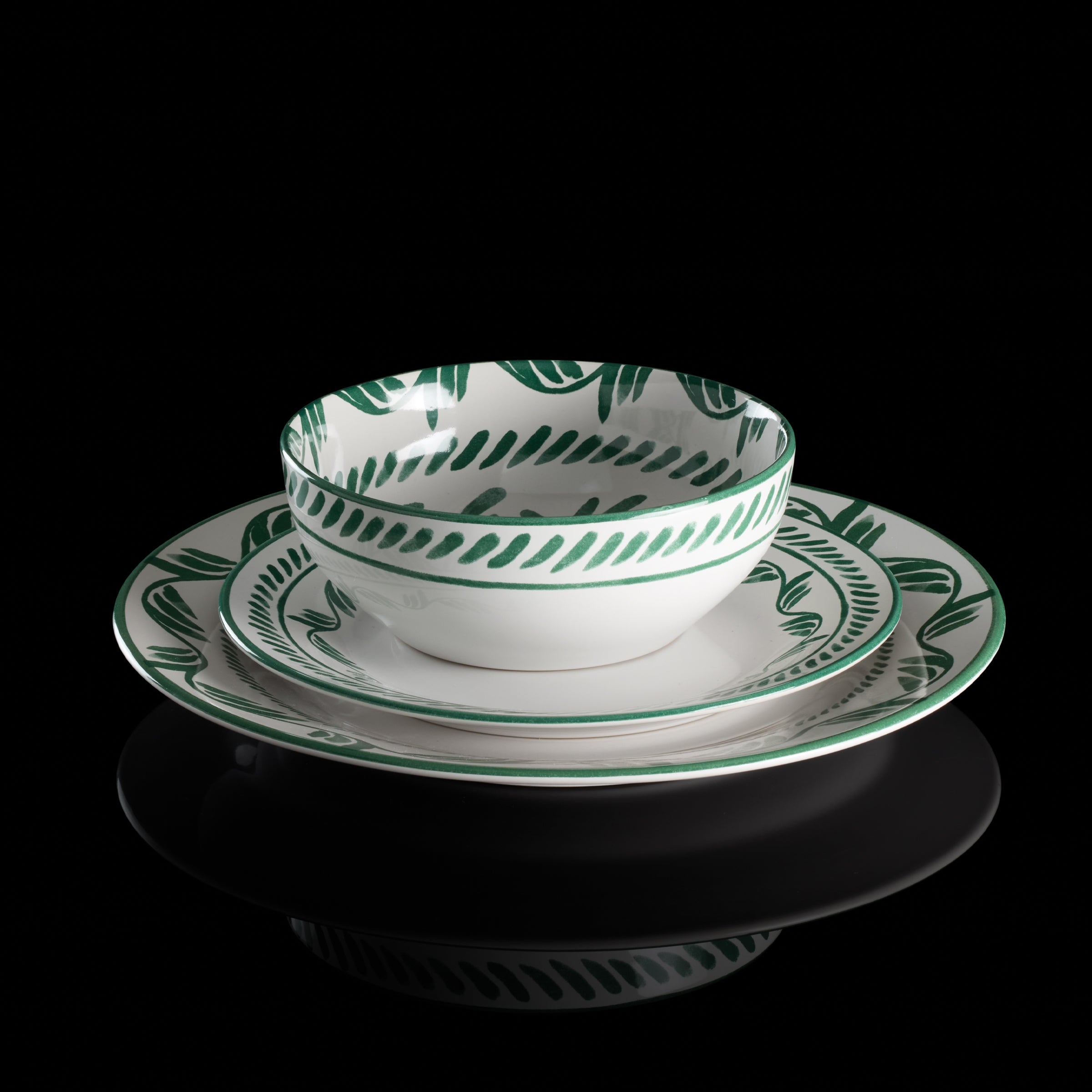Lenox Premium Solear Green 12-Piece Dinnerware Set - Image 2