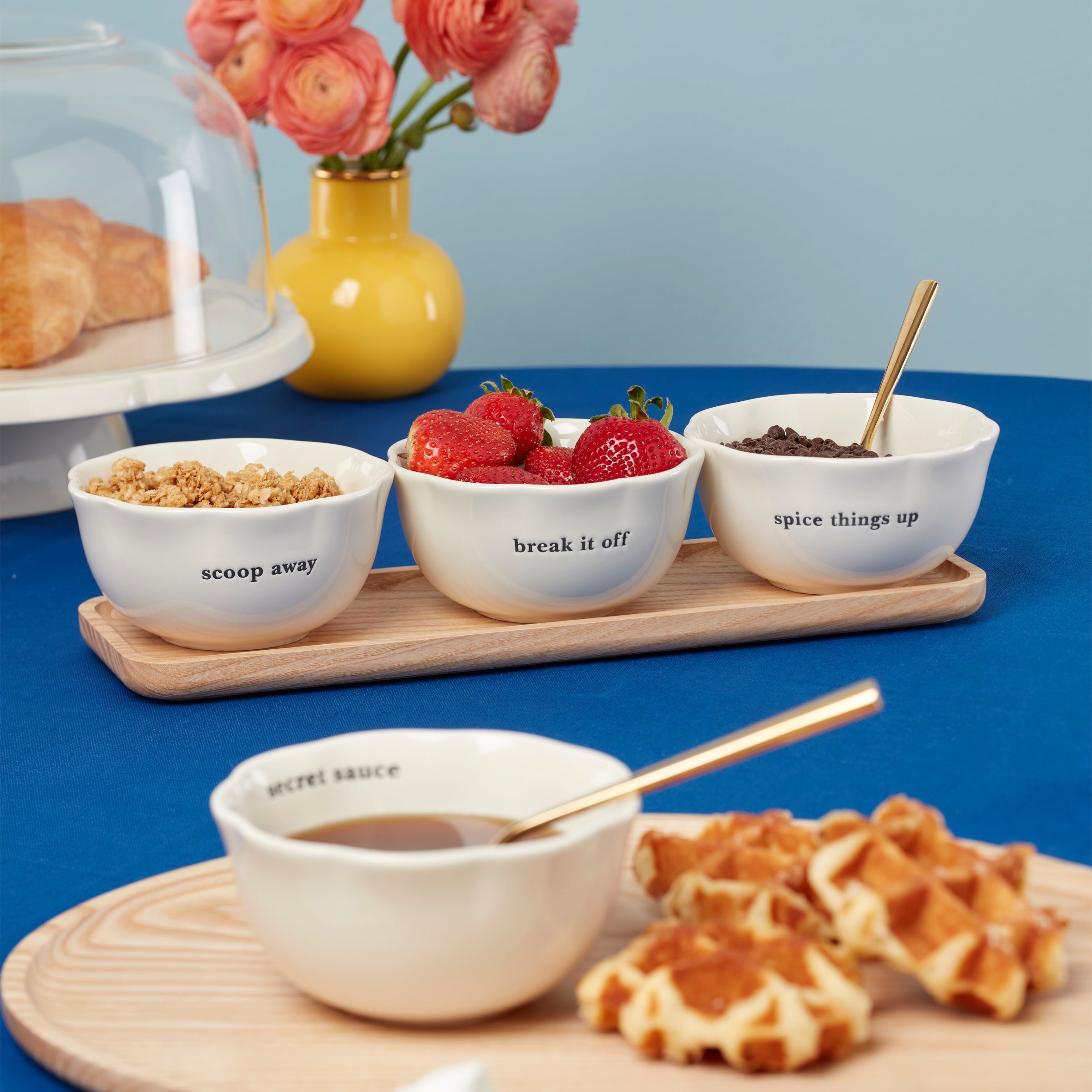 Lenox Premium What A Treat 3-Piece Dip Bowls with Tray Set - Image 3