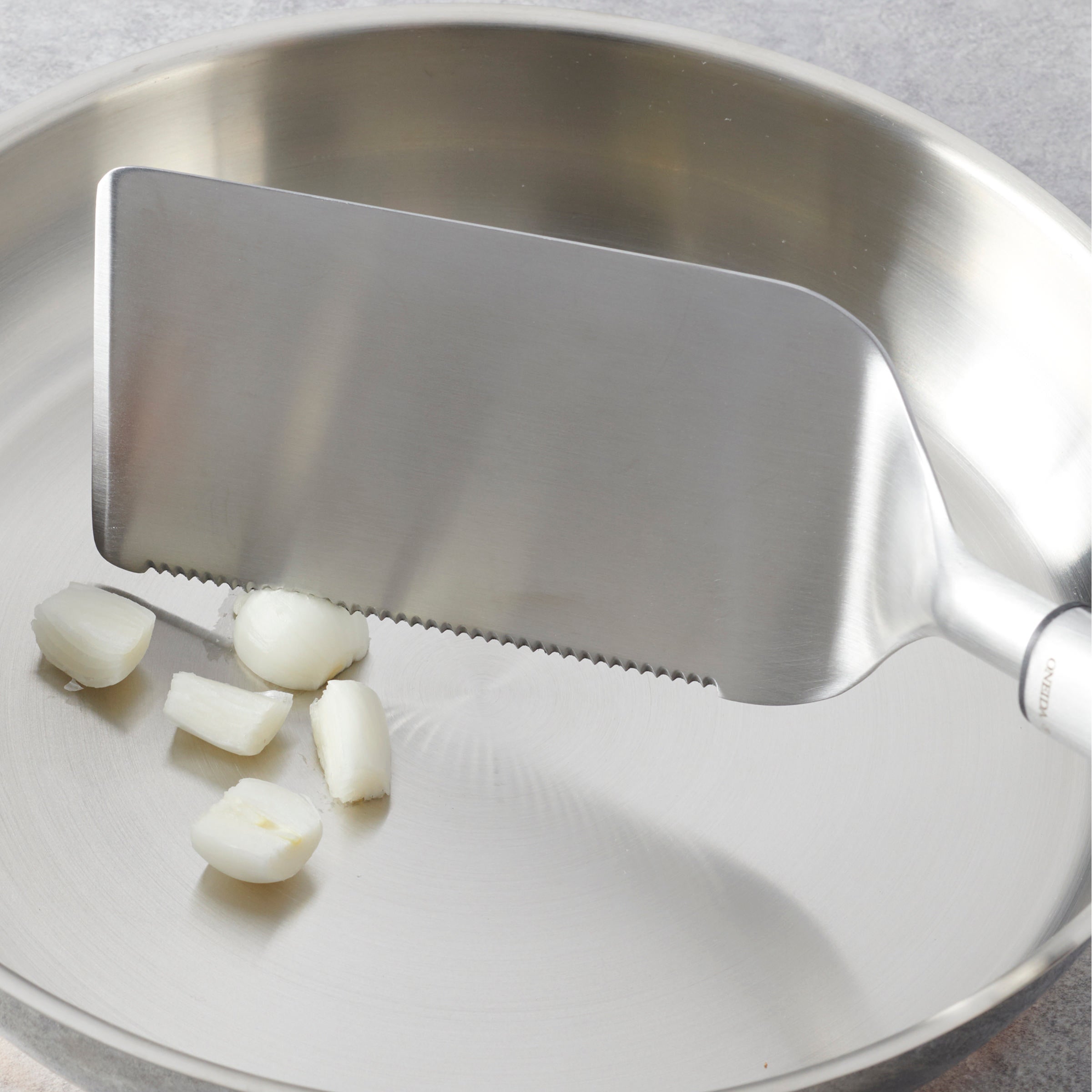 Lenox Premium Elite Gadgets Stainless Steel Griddle Turner - Image 3