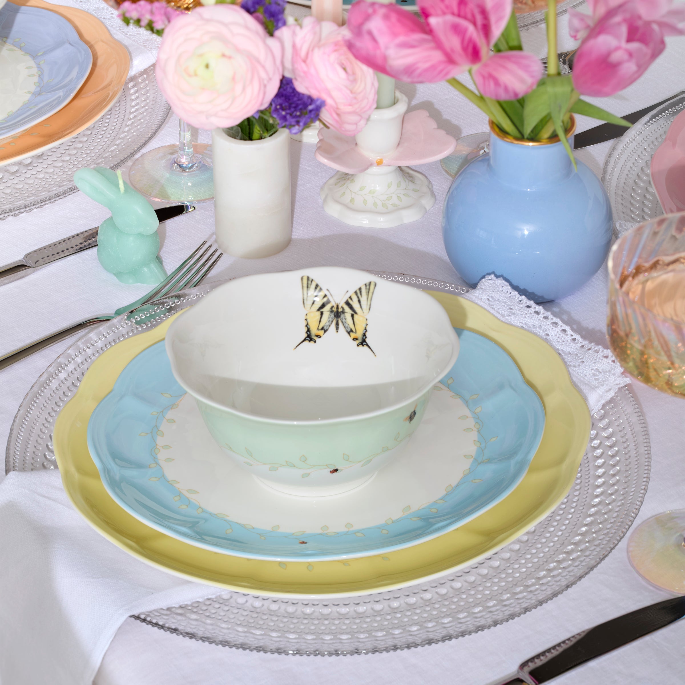 Lenox Premium Butterfly Meadow Colors 4-Piece Dessert Bowl Set - Image 5
