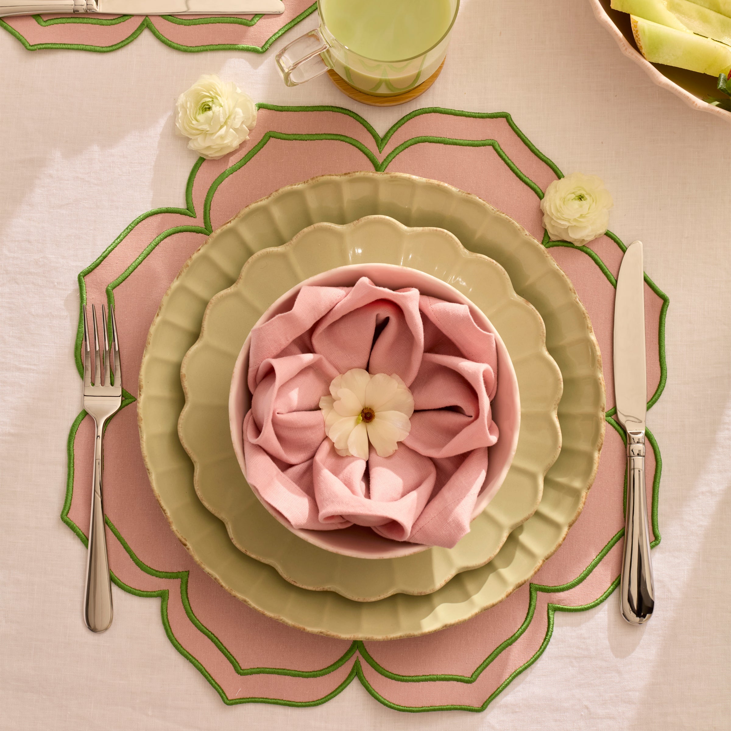 Lenox Premium French Perle Scallop Matcha 24-Piece Dinnerware Set - Image 5