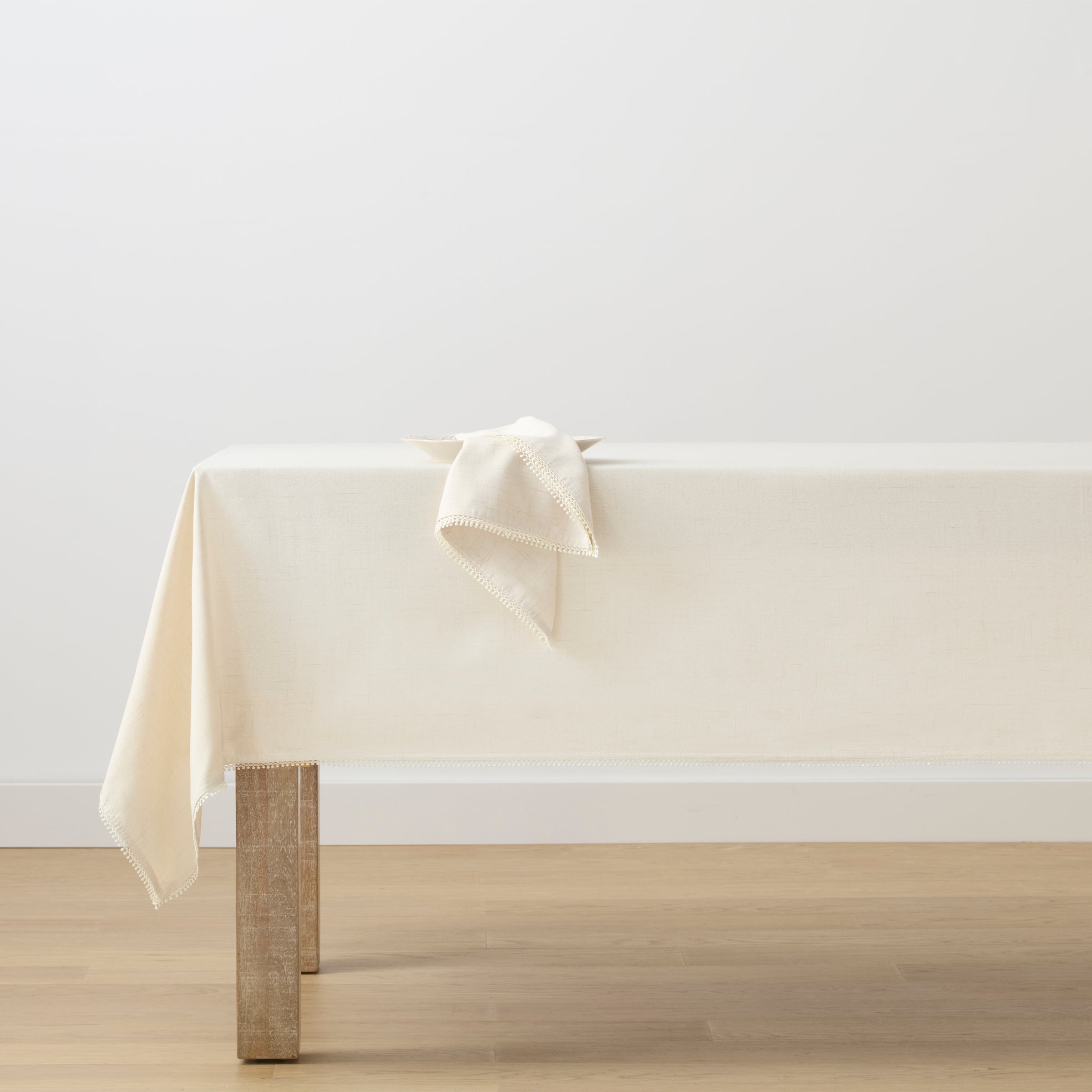 Lenox Premium French Perle Natural 60x84 Tablecloth - Image 2