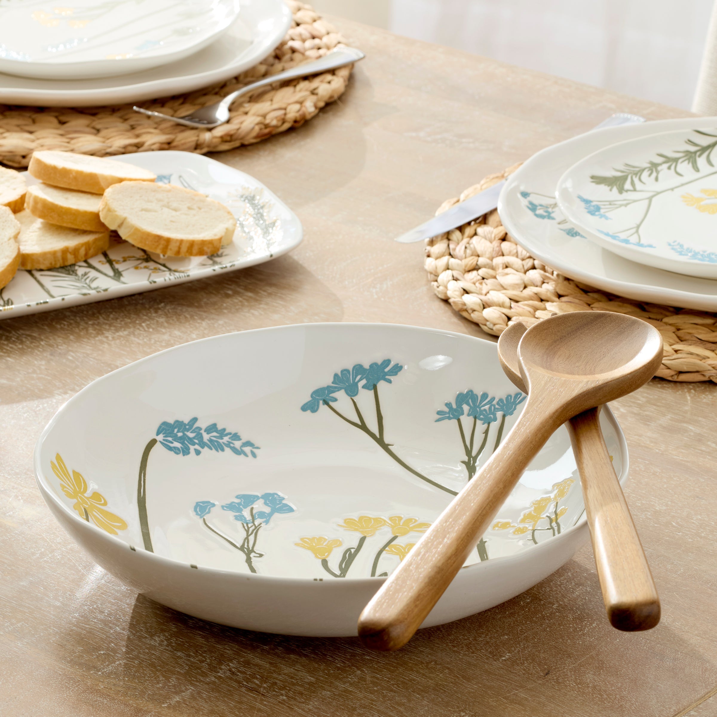 Lenox Premium Wildflowers Salad Bowl with Servers - Image 3