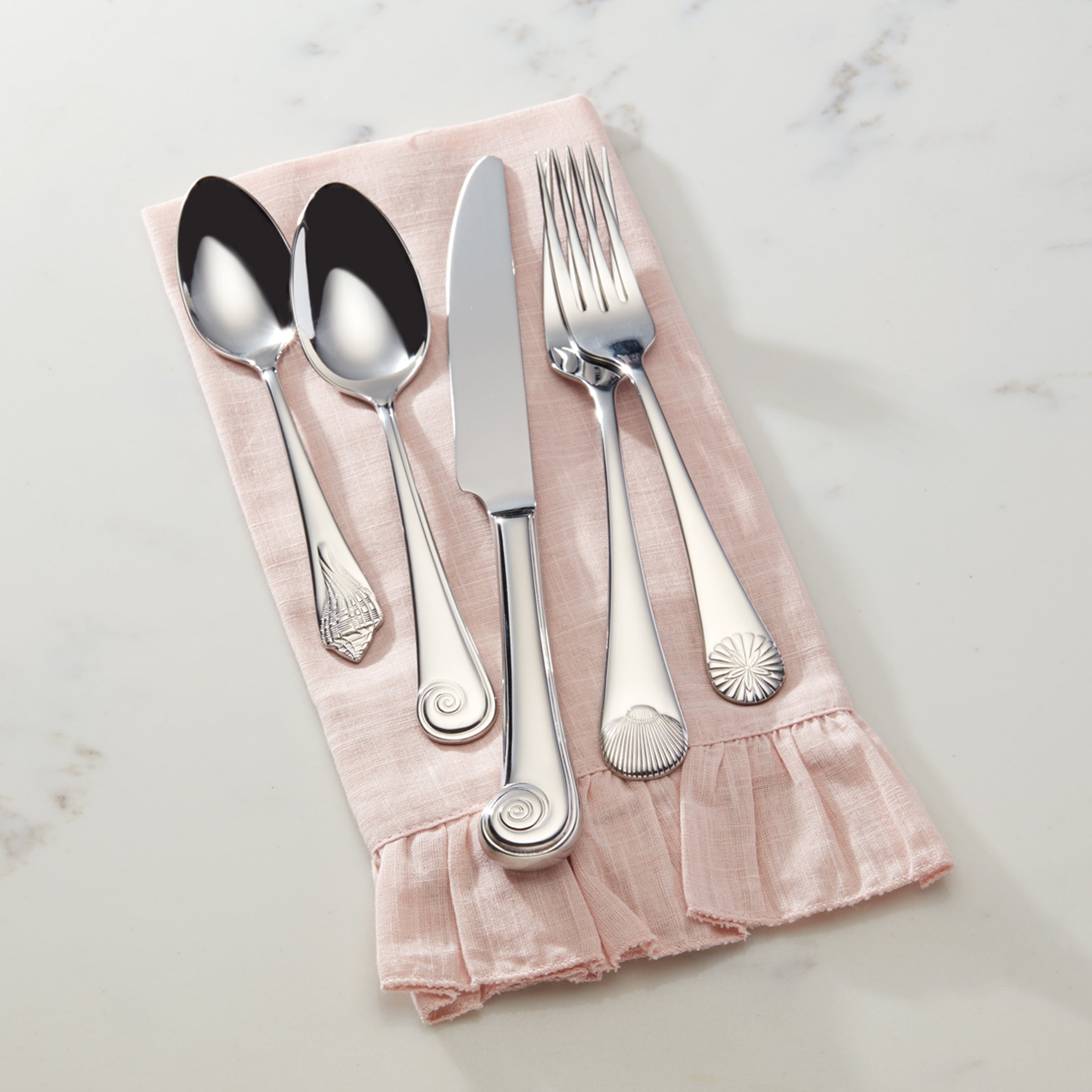 Lenox Premium Sea Shell 5-Piece Place Setting - Image 3