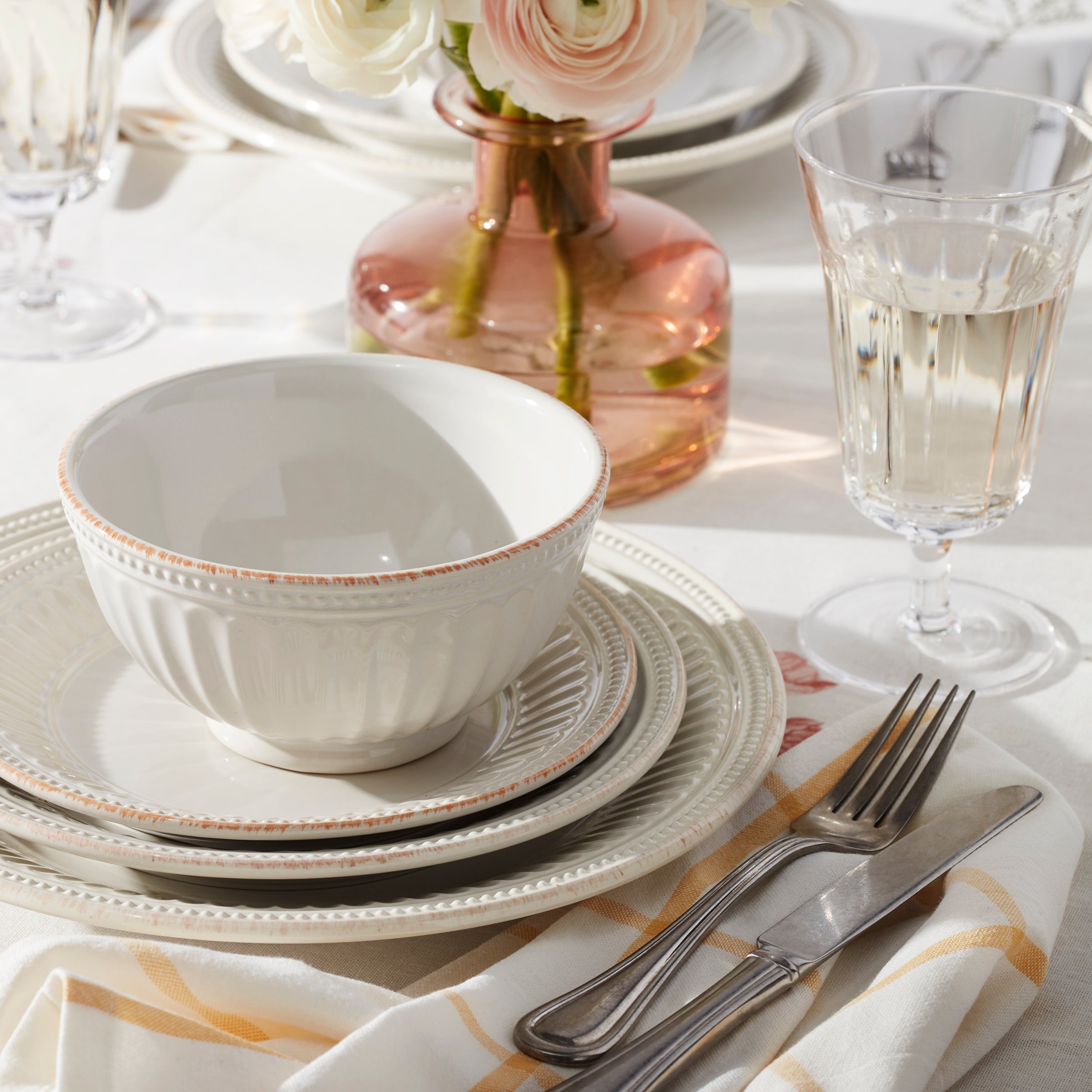 Lenox Premium French Perle Groove White 4-Piece Place Setting - Image 5