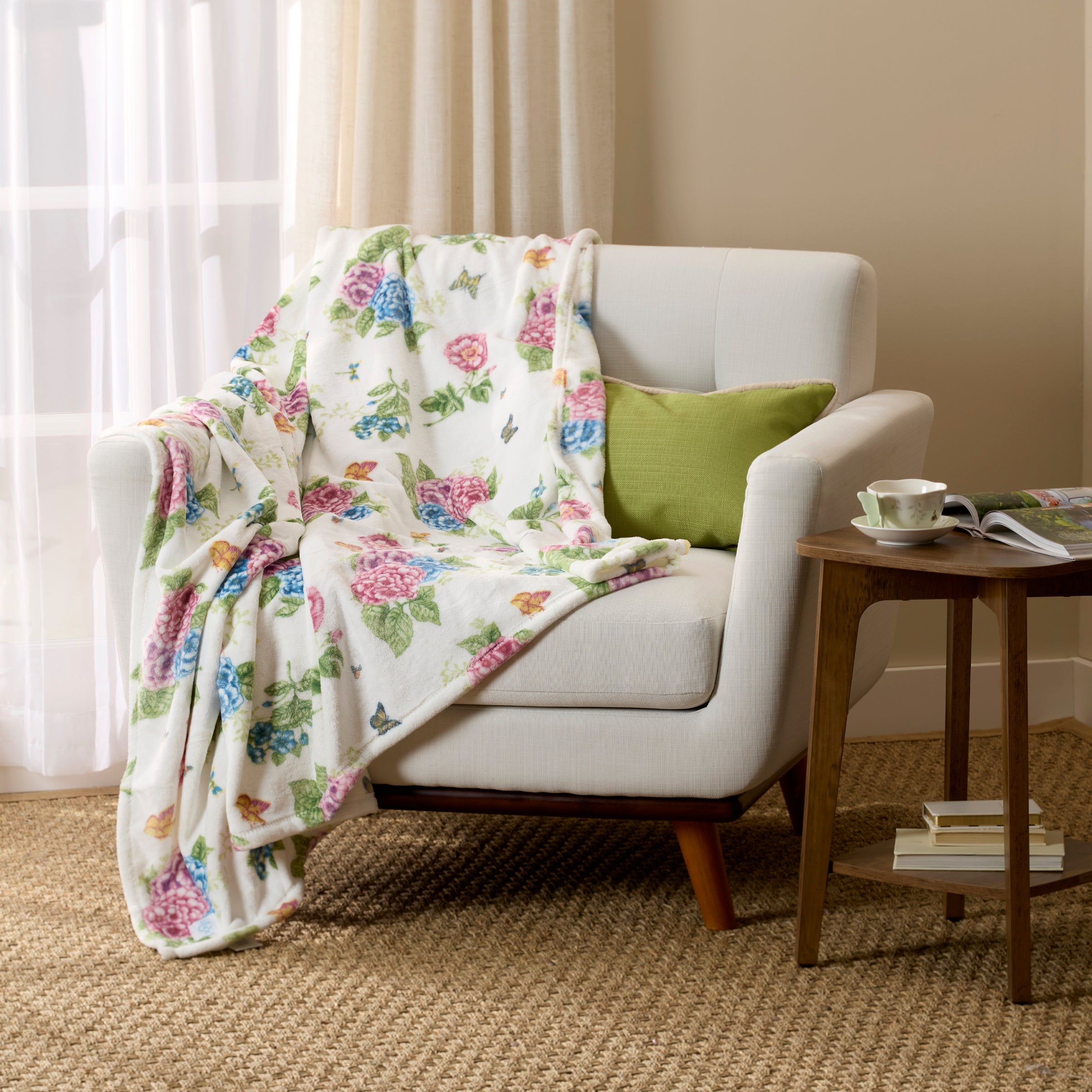 Lenox Premium Butterfly Meadow Hydrangea Throw Blanket