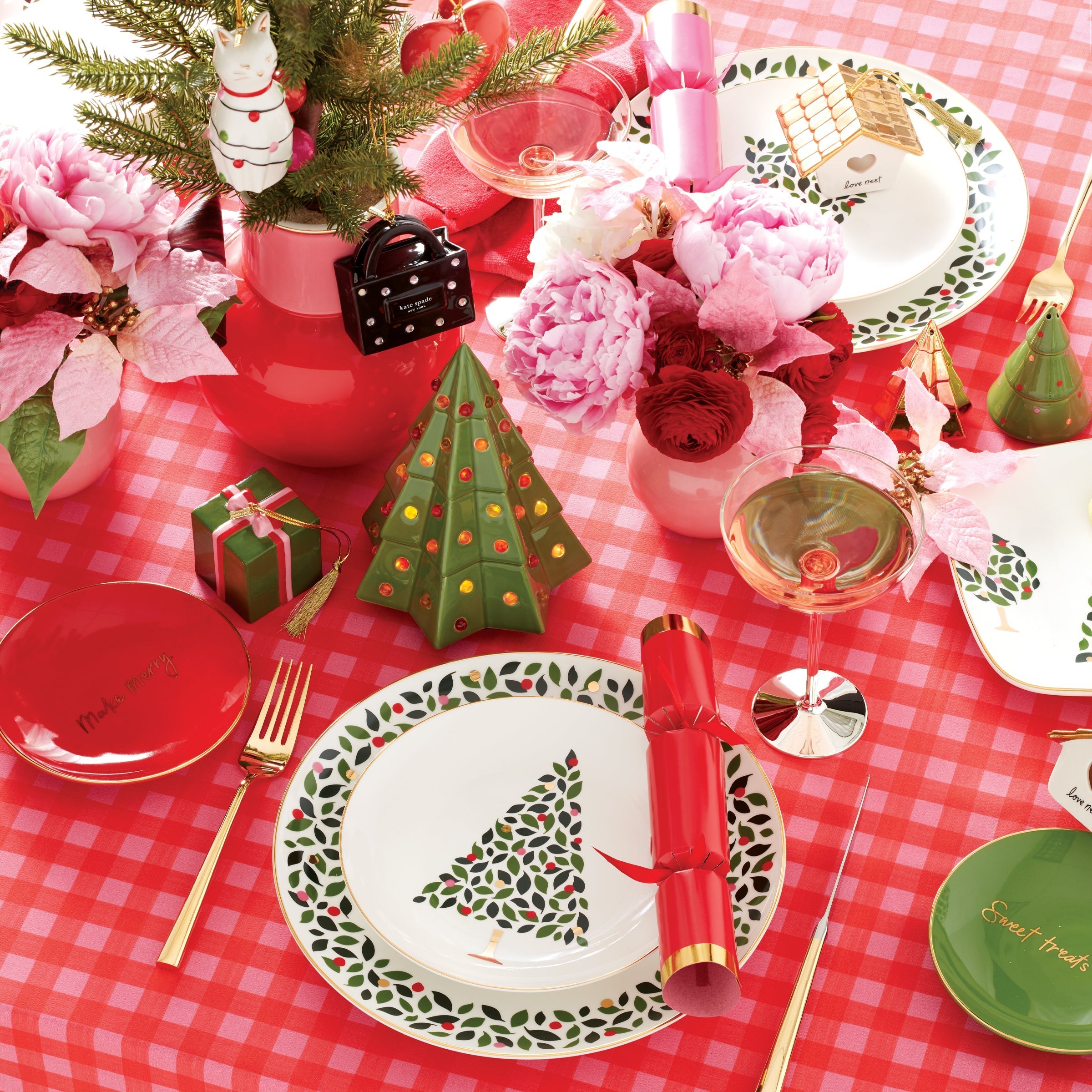 Lenox Premium Be Jolly Shopping Bag Ornament - Image 4