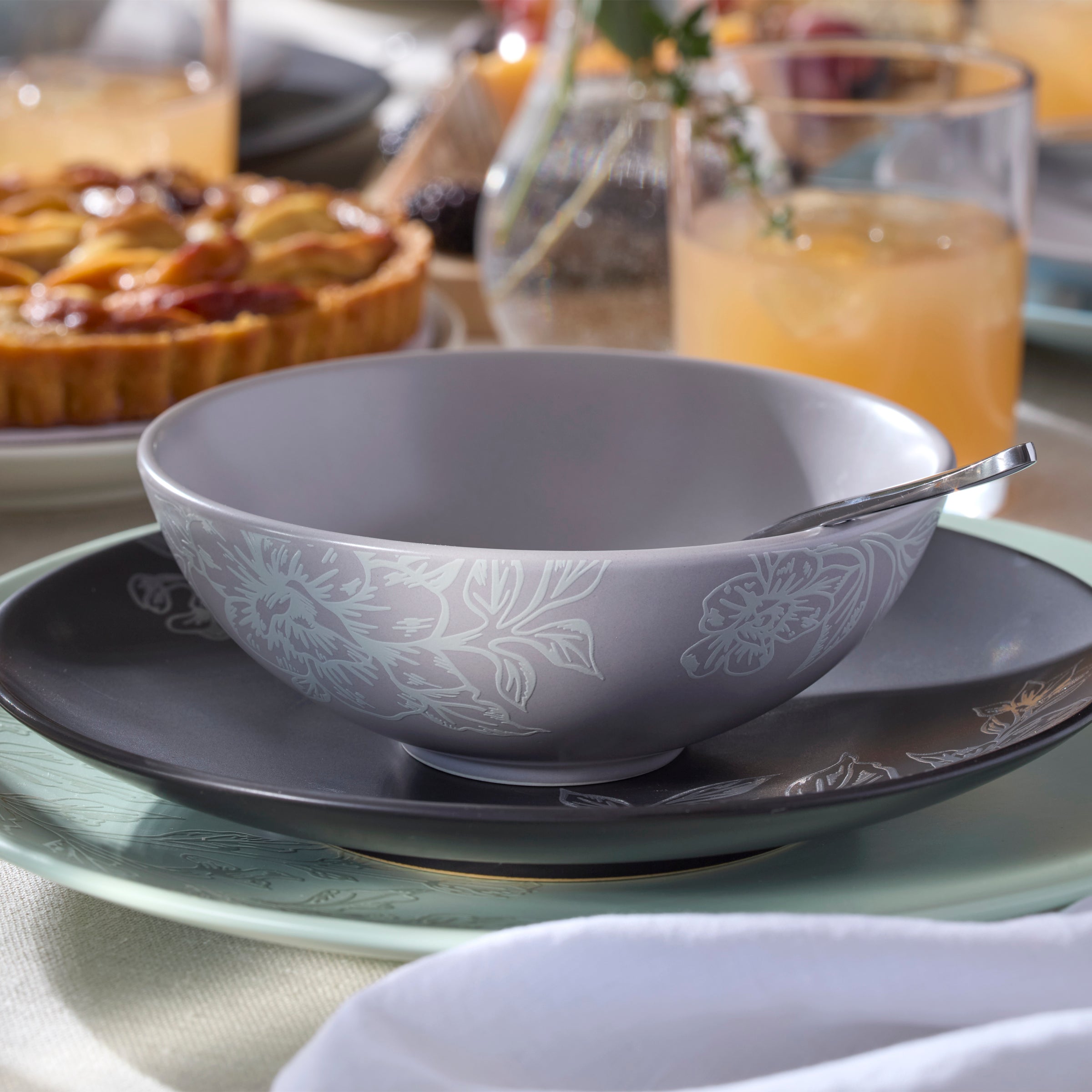 Lenox Premium Roseto Pumice 12-Piece Dinnerware Set - Image 4