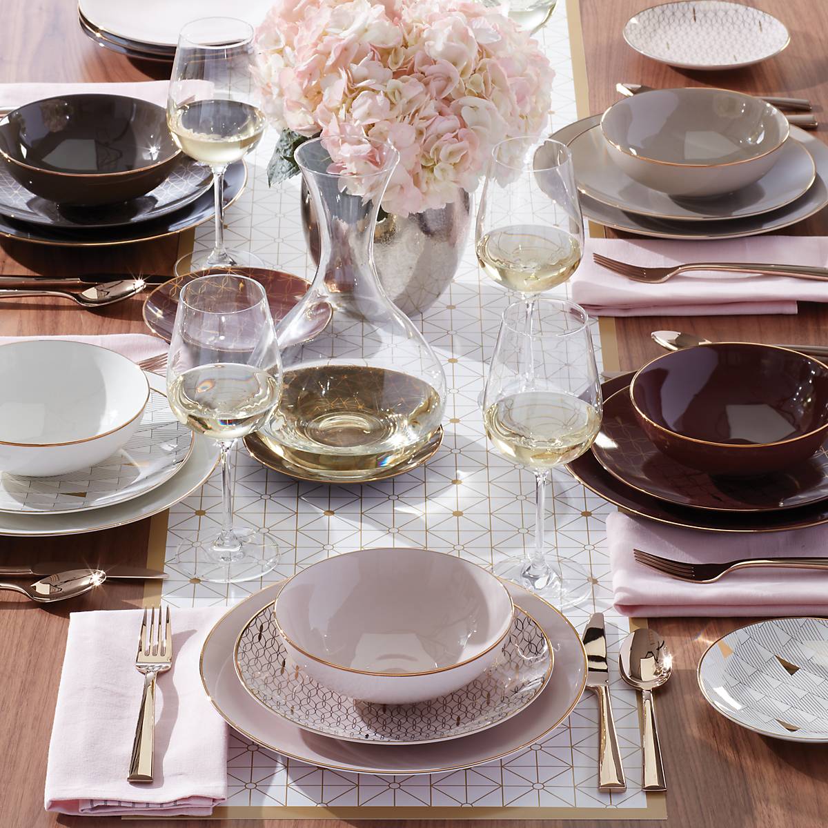 Lenox Premium Trianna Blush 4-Piece Place Setting - Image 13