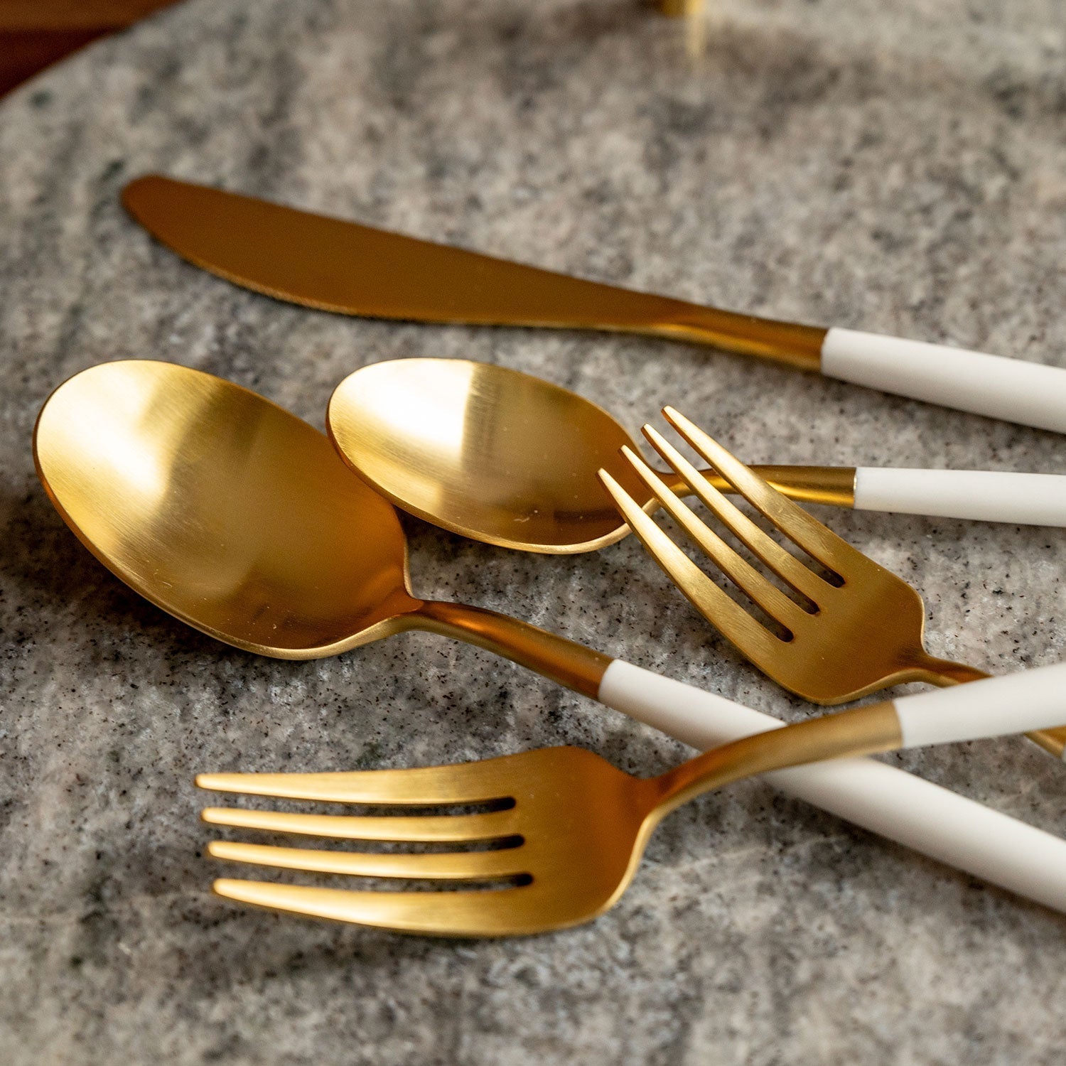 Lenox Premium Mazzy Gold Satin White Pom Handle 20-Piece Flatware Set - Image 4