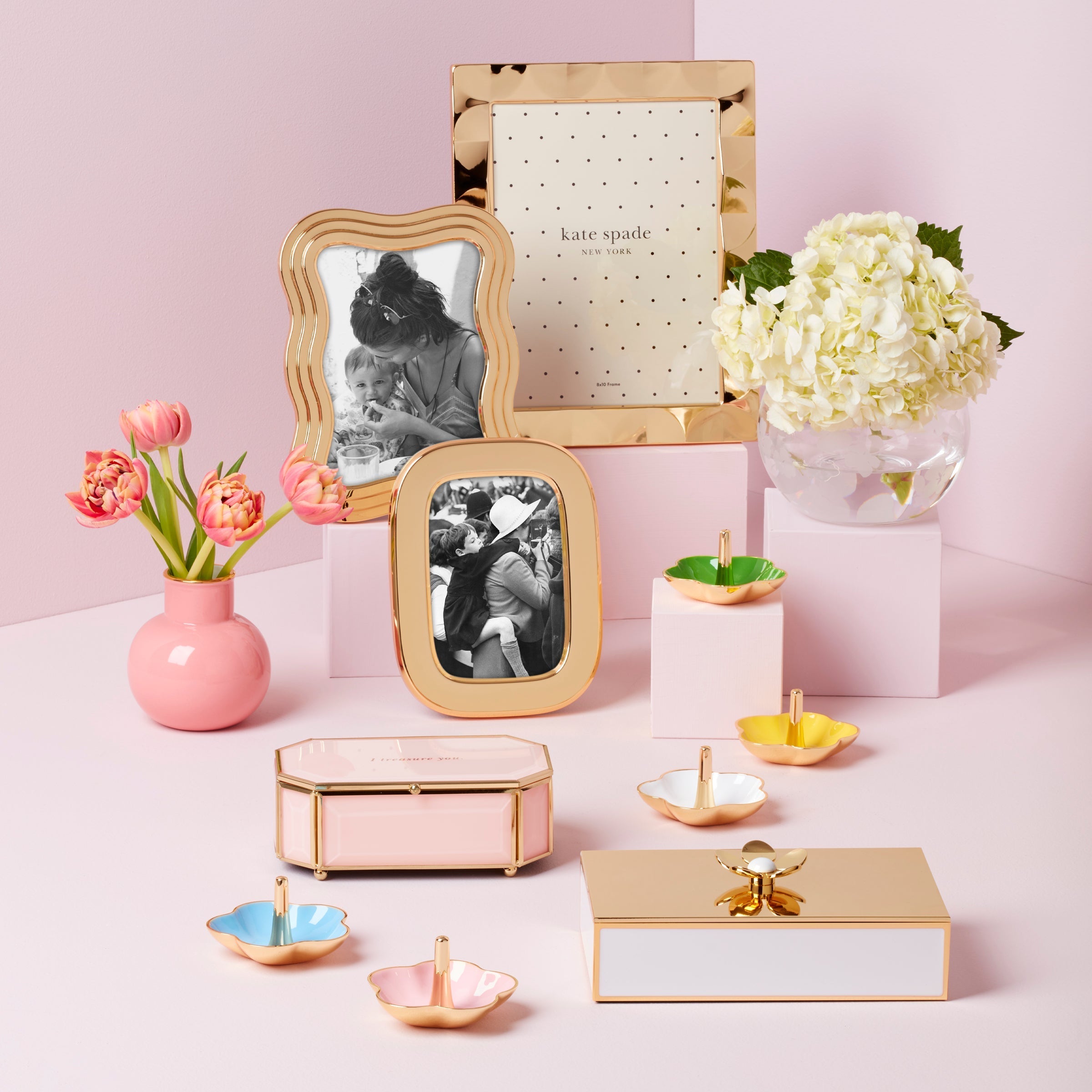 Lenox Premium South Street Gold 4x6 Oval Photo Frame - Image 3