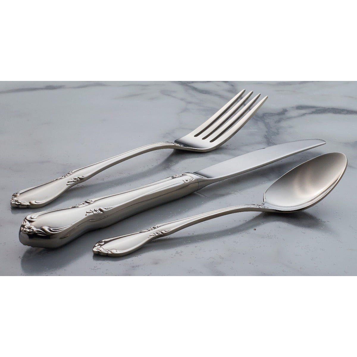 Lenox Premium Chateau Dinner Knives, Set of 4 - Image 2