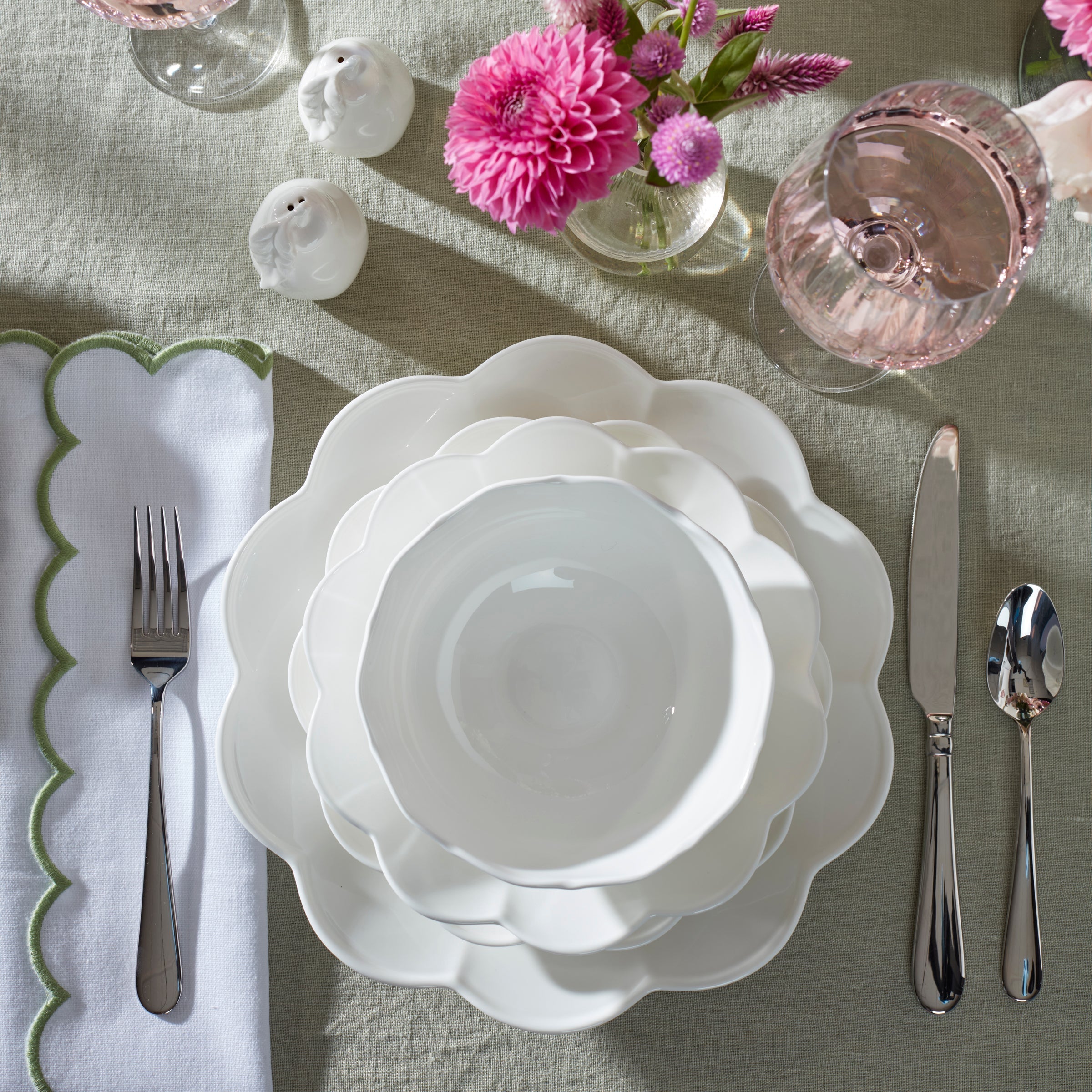 Lenox Premium Studio 1414 Scallop 16-Piece Dinnerware Set - Image 9