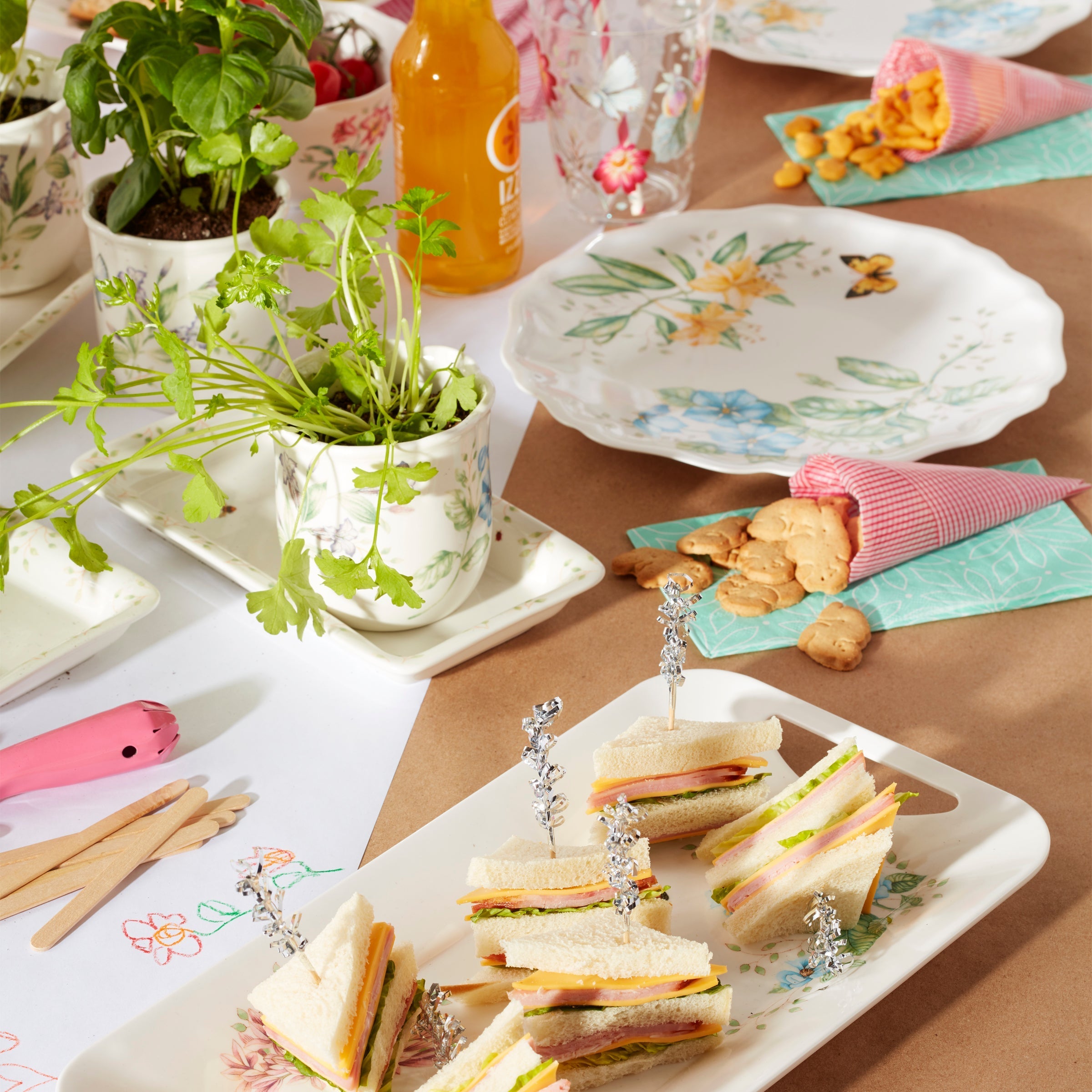 Lenox Premium Butterfly Meadow Melamine Hors d'Oeuvres Tray - Image 6