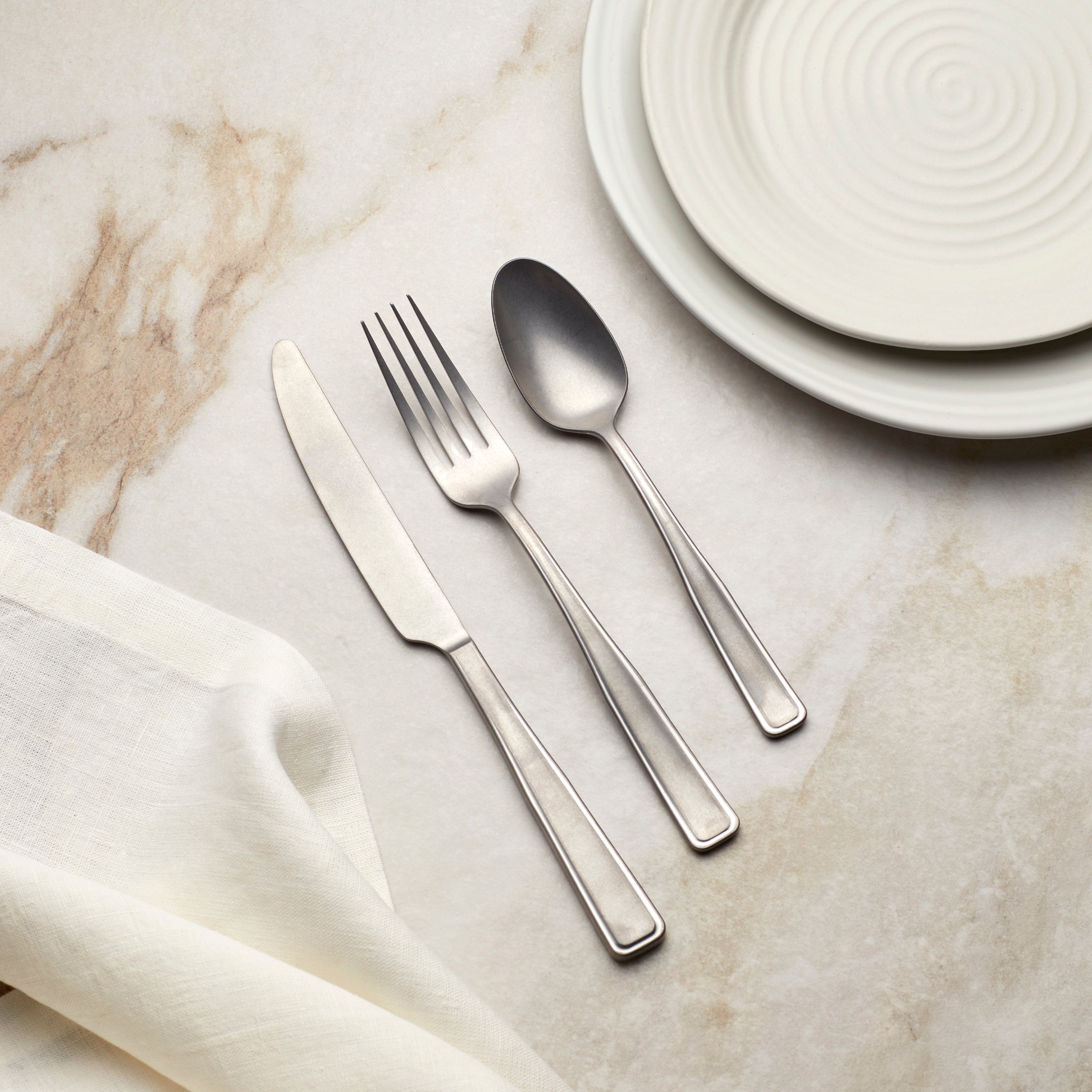 Lenox Premium Reid Vintage 20-Piece Flatware Set - Image 6