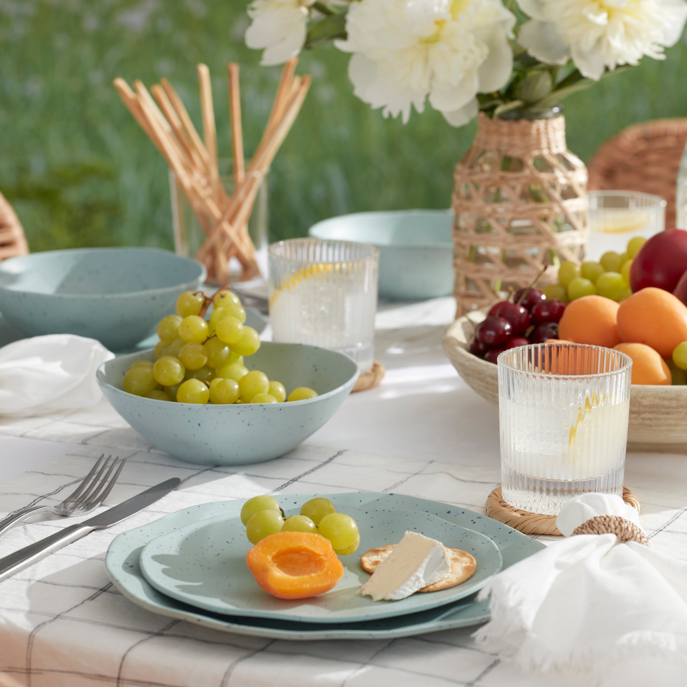 Lenox Premium Terrazzo Melamine Mint 12-Piece Dinnerware Set - Image 5