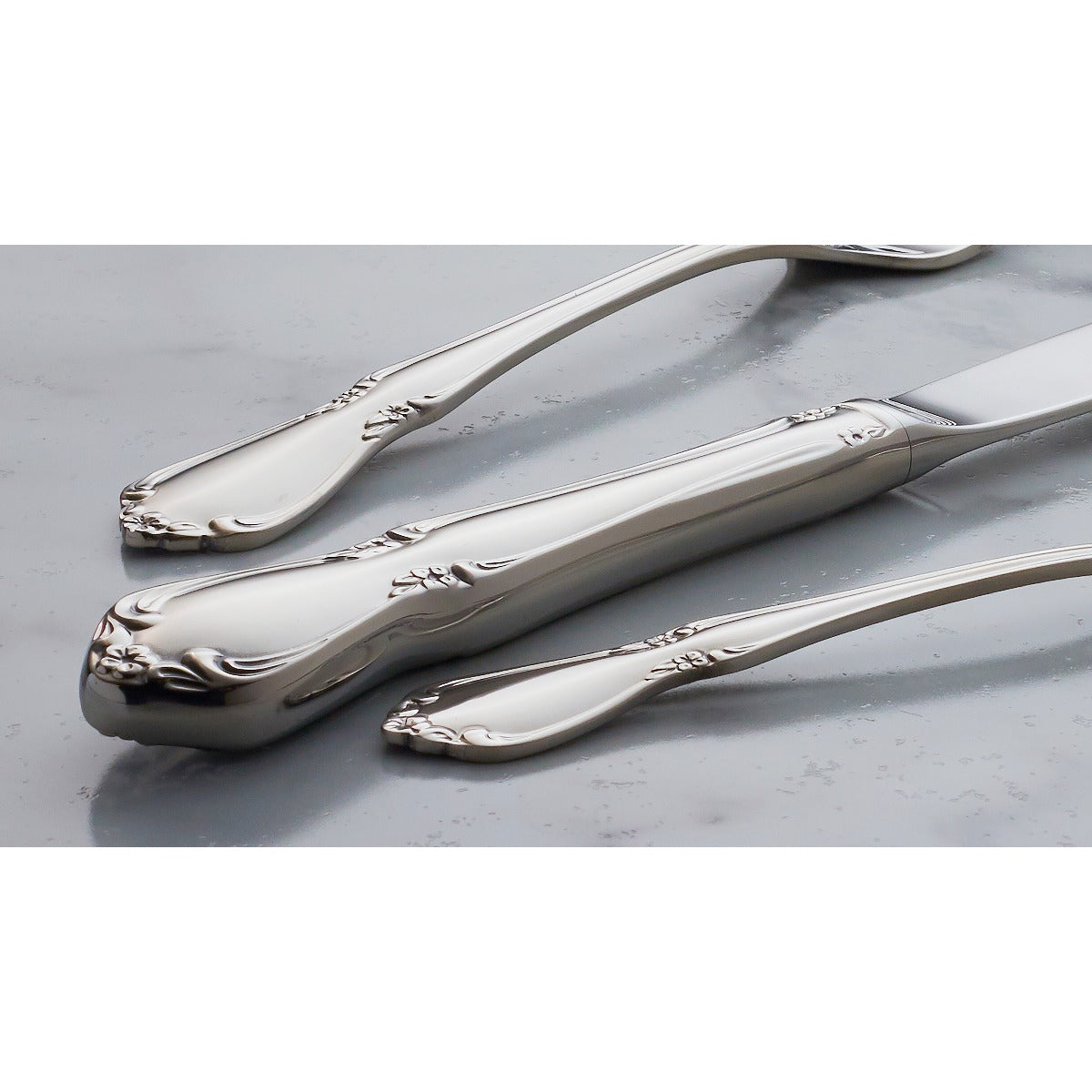 Lenox Premium Chateau Dinner Knives, Set of 4 - Image 4