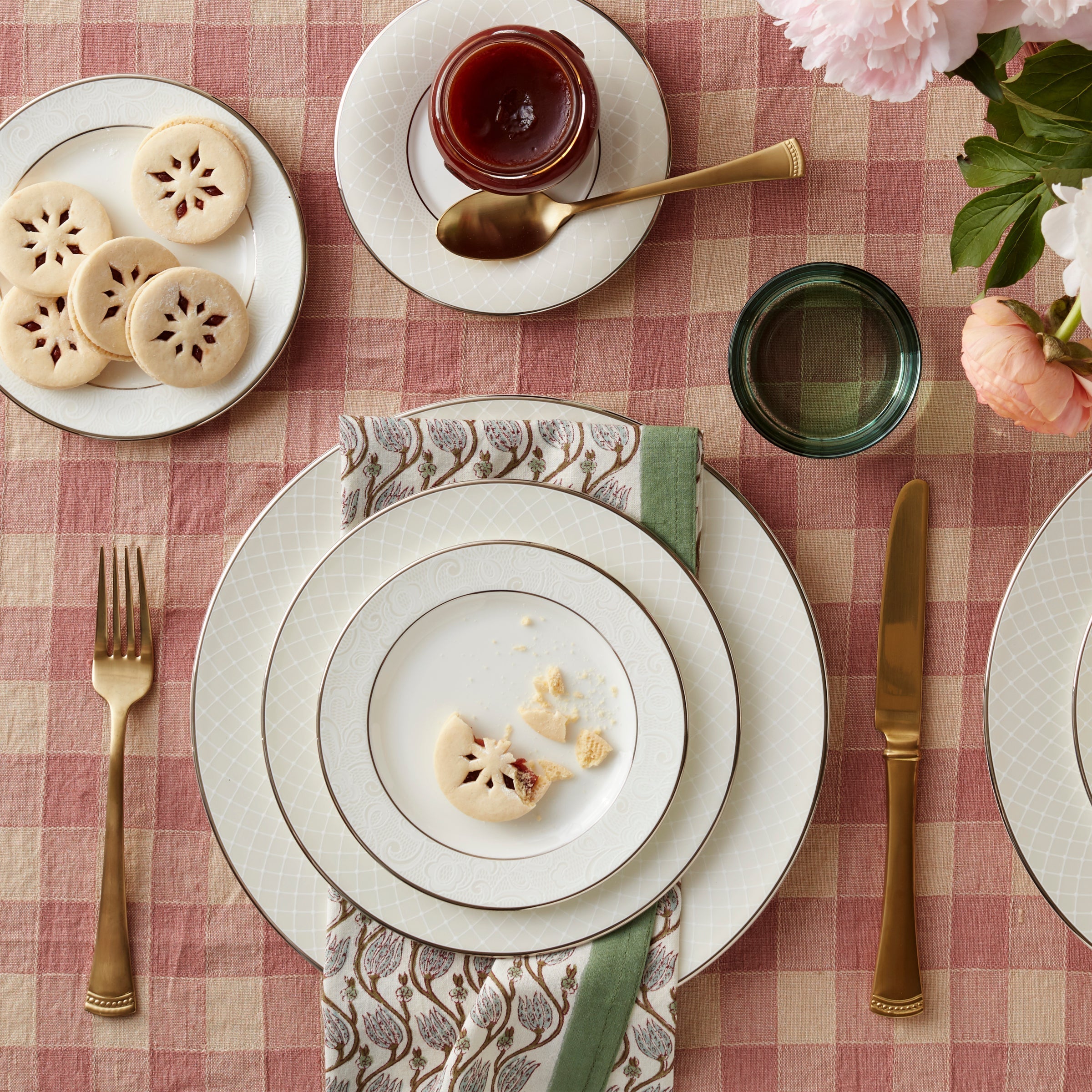 Lenox Premium Venetian Lace Bread Plate - Image 3