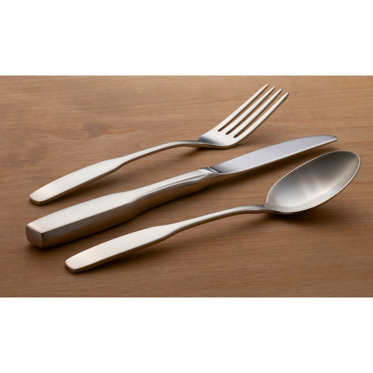 Lenox Premium Paul Revere Dinner Spoons, Set of 4 - Image 3