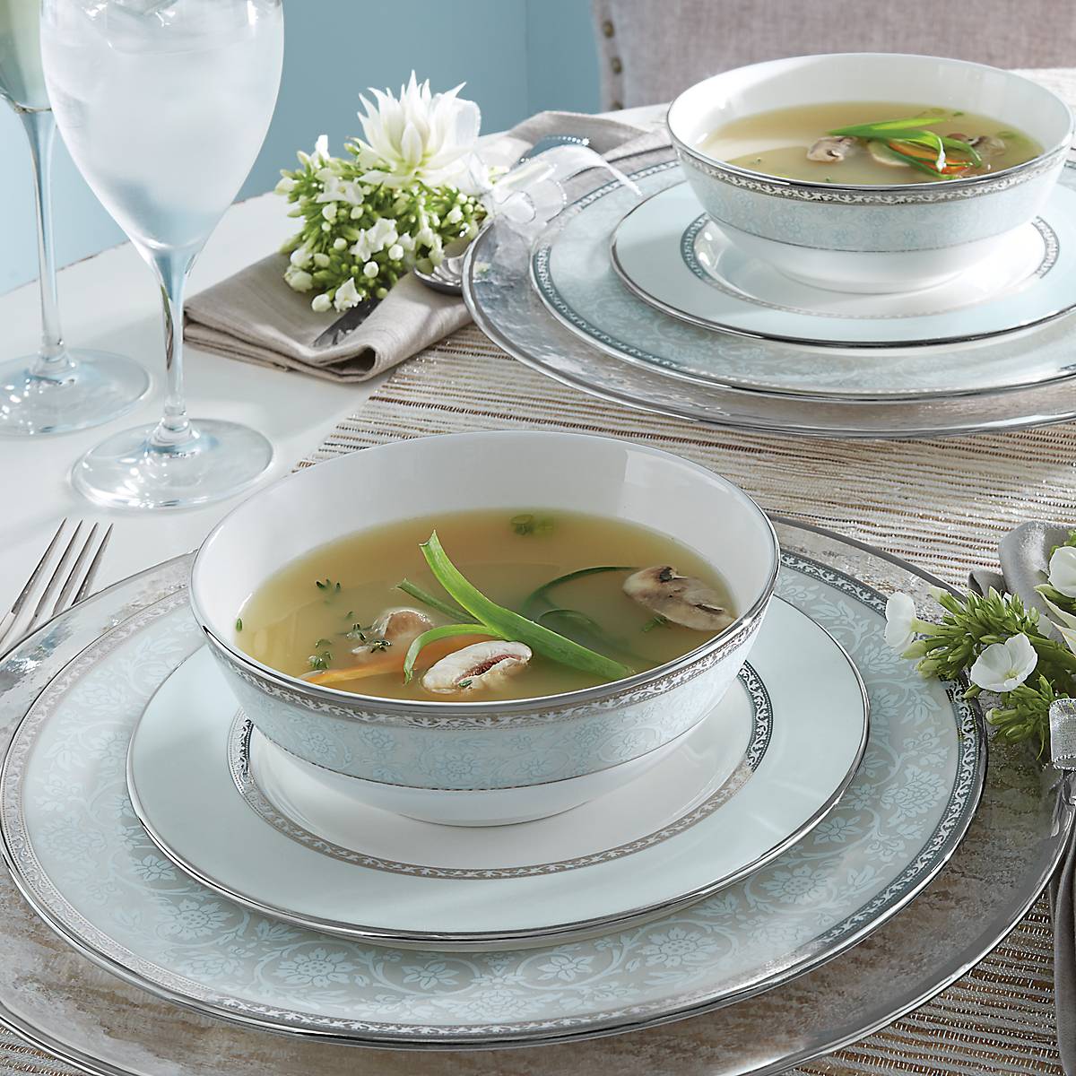 Lenox Premium Westmore 3-Piece Place Setting - Image 3