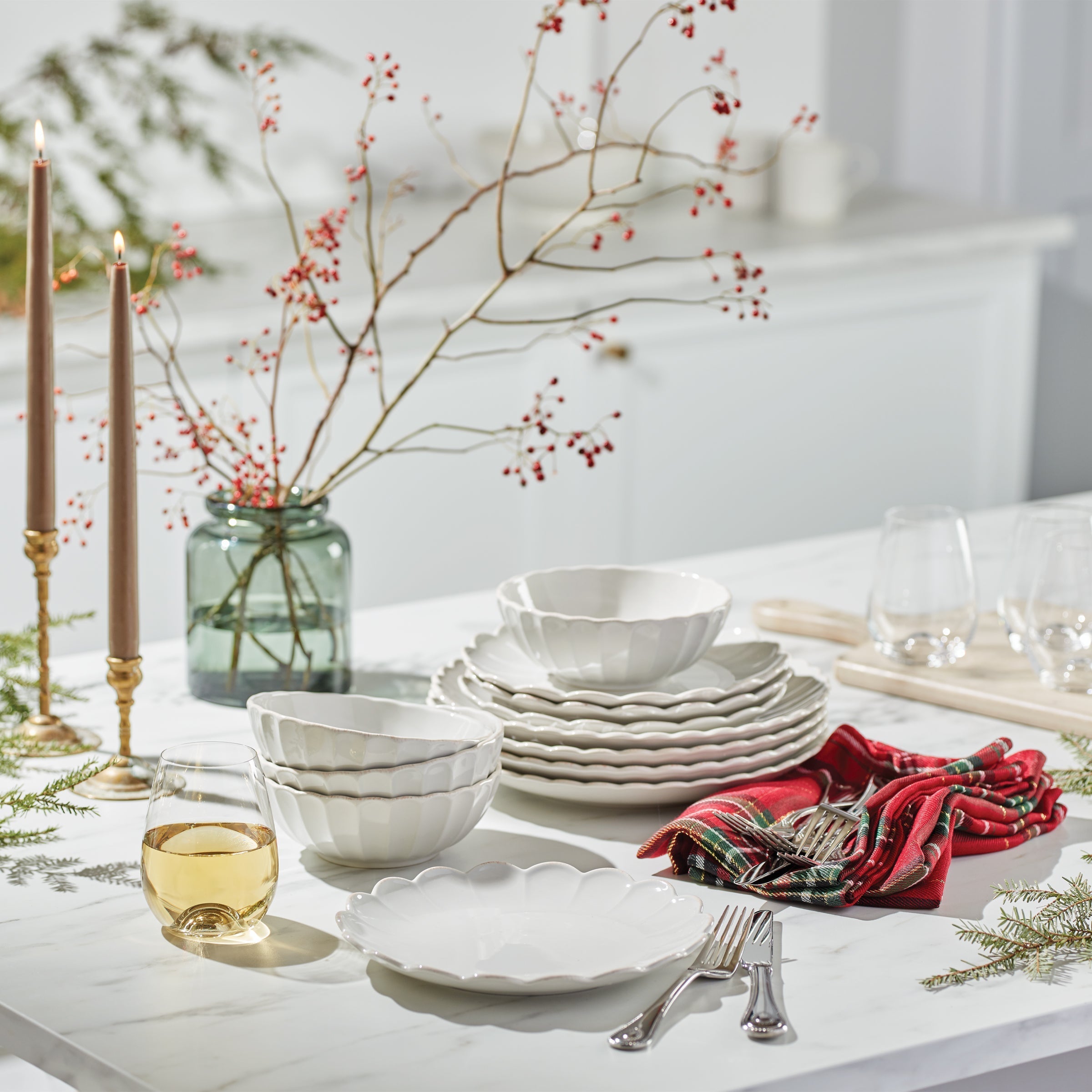 Lenox Premium French Perle Scallop White 4-Piece Place Setting - Image 16