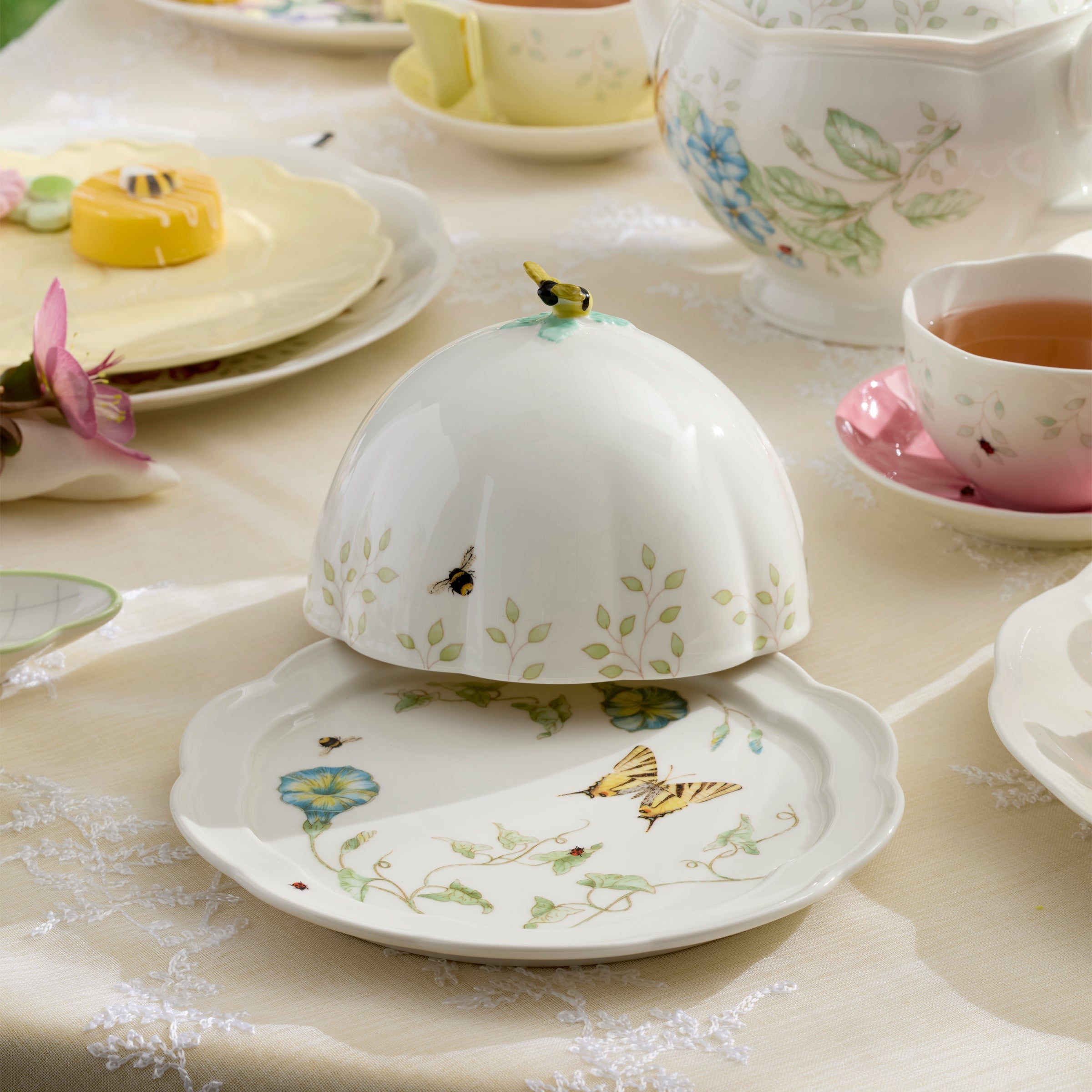 Lenox Premium Butterfly Meadow Covered Butter Dish - Image 4