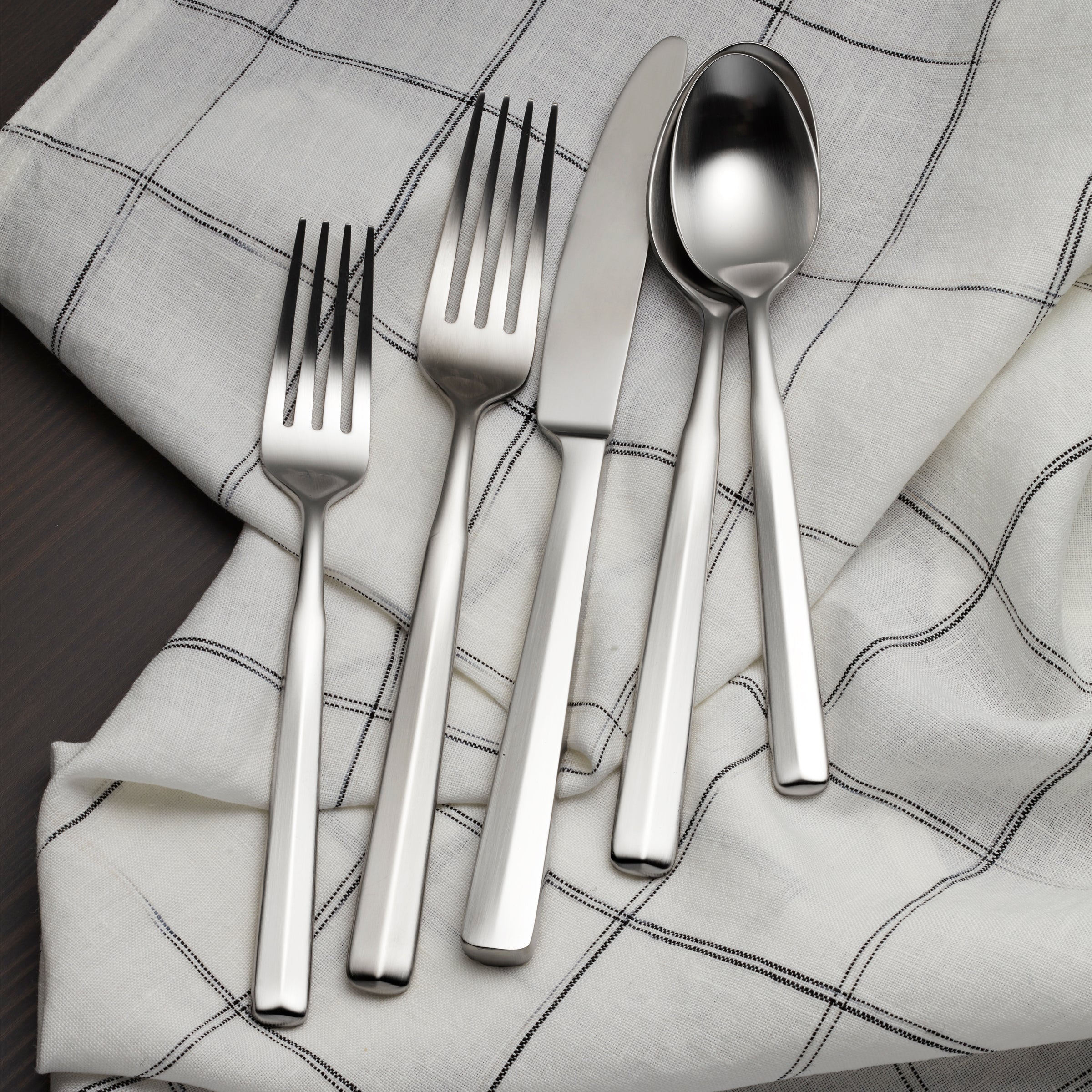 Lenox Premium Ryder Satin 20-Piece Flatware Set - Image 3