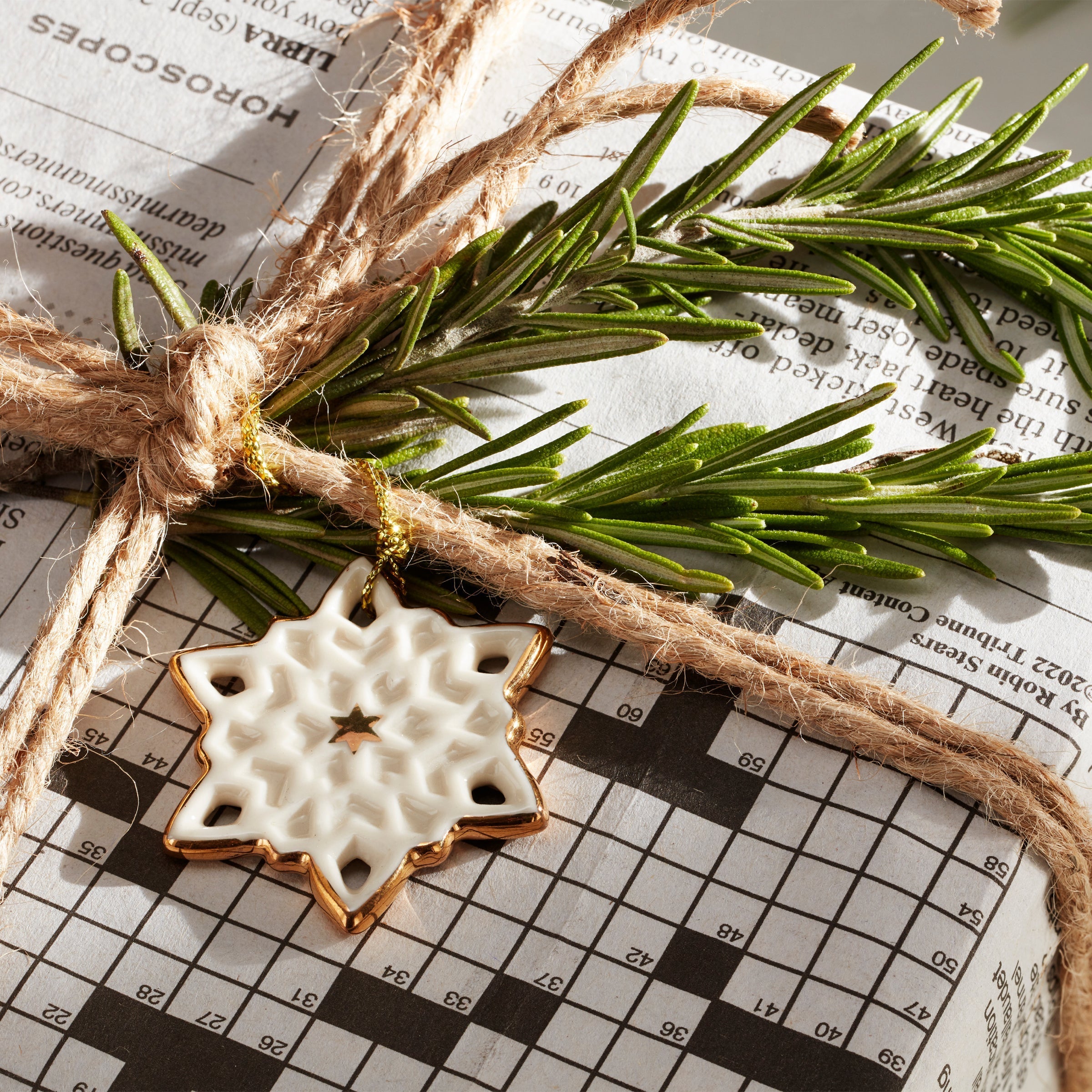 Lenox Premium Snowflake 10-Piece Mini Ornament Set - Image 5