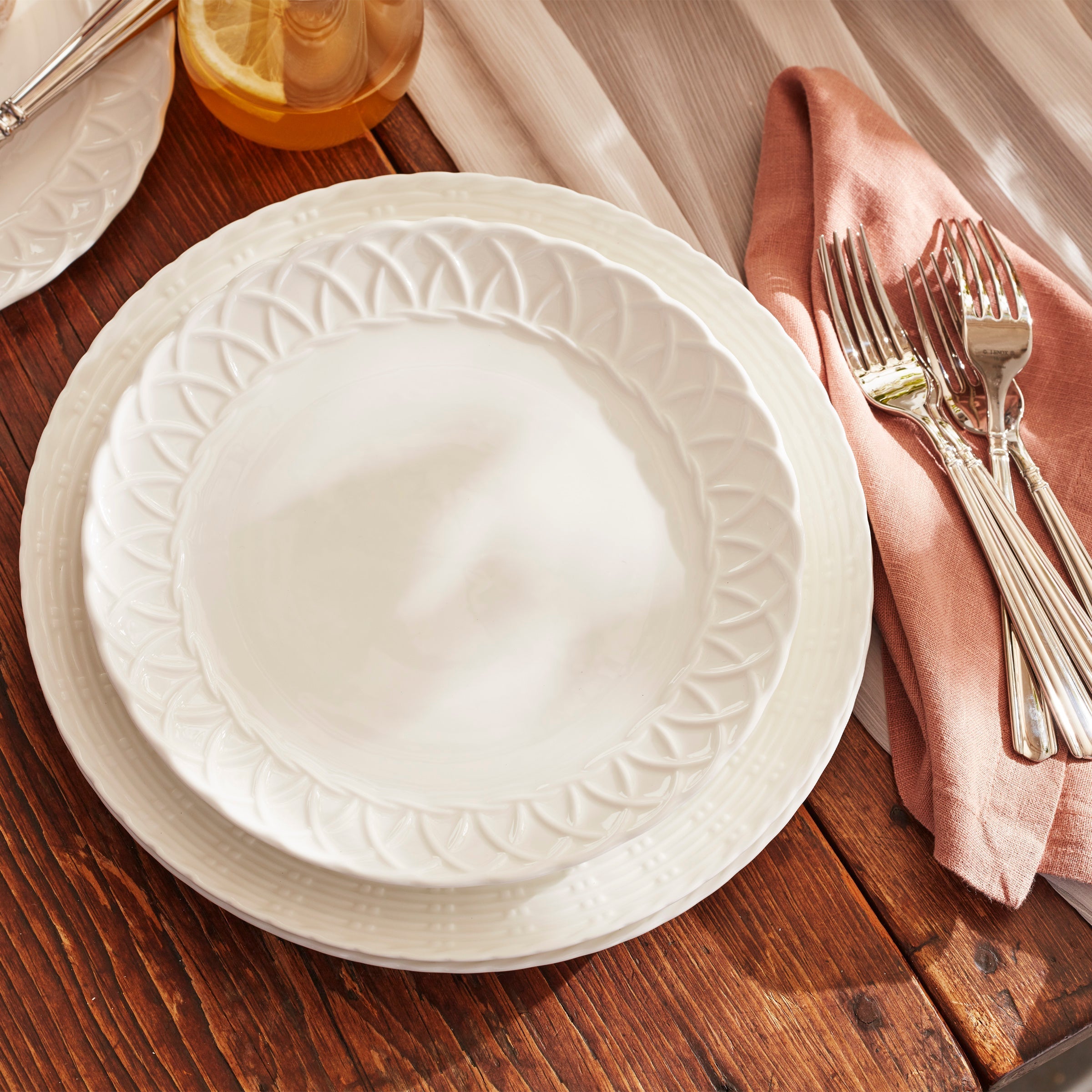 Lenox Premium Wicker Creek 12-Piece Dinnerware Set - Image 9