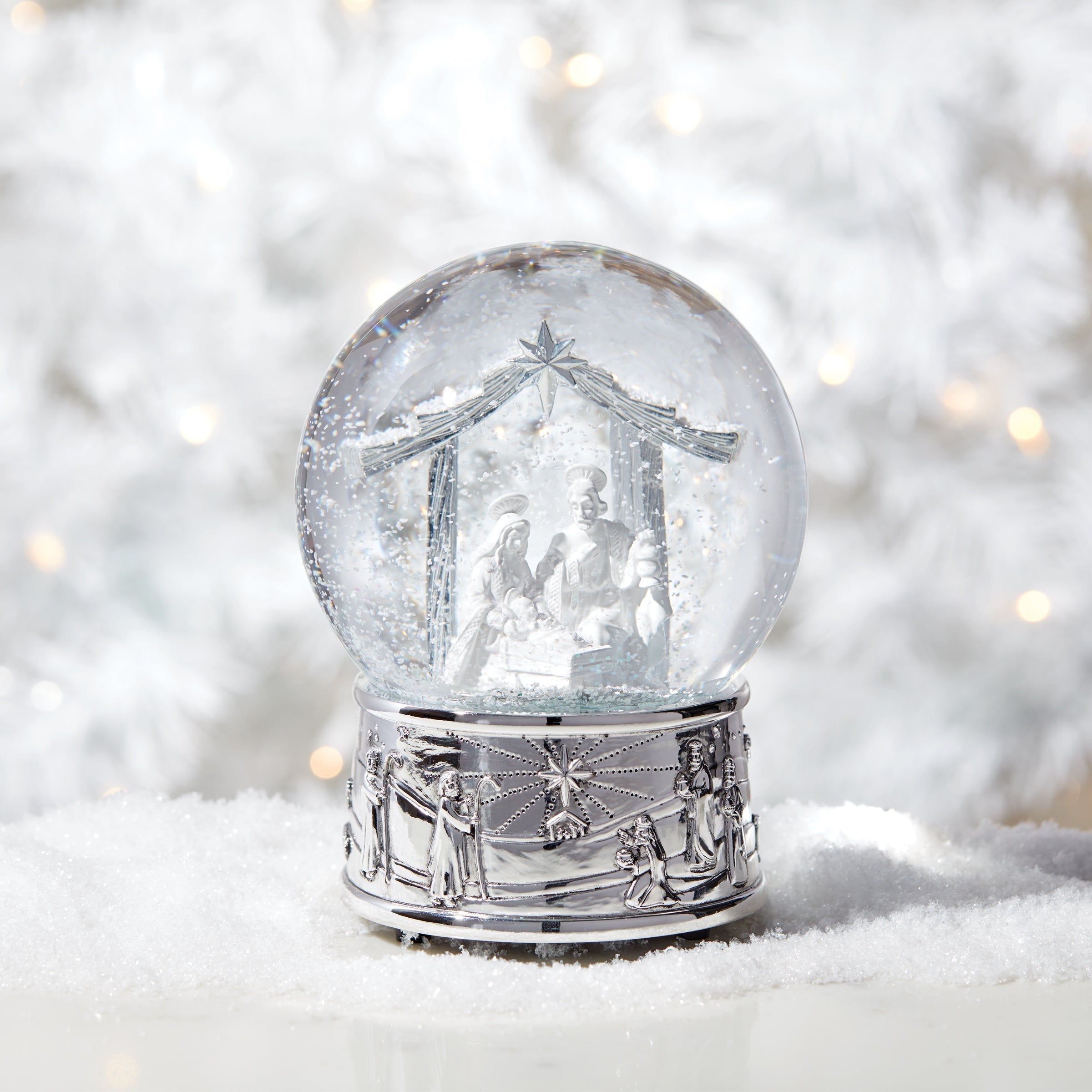 Lenox Premium Nativity Musical Snow Globe - Image 2