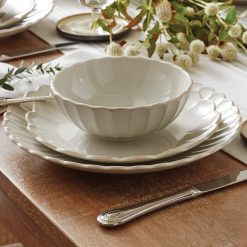 Alternative view of Lenox Premium French Perle Scallop White 24-Piece Dinnerware Set