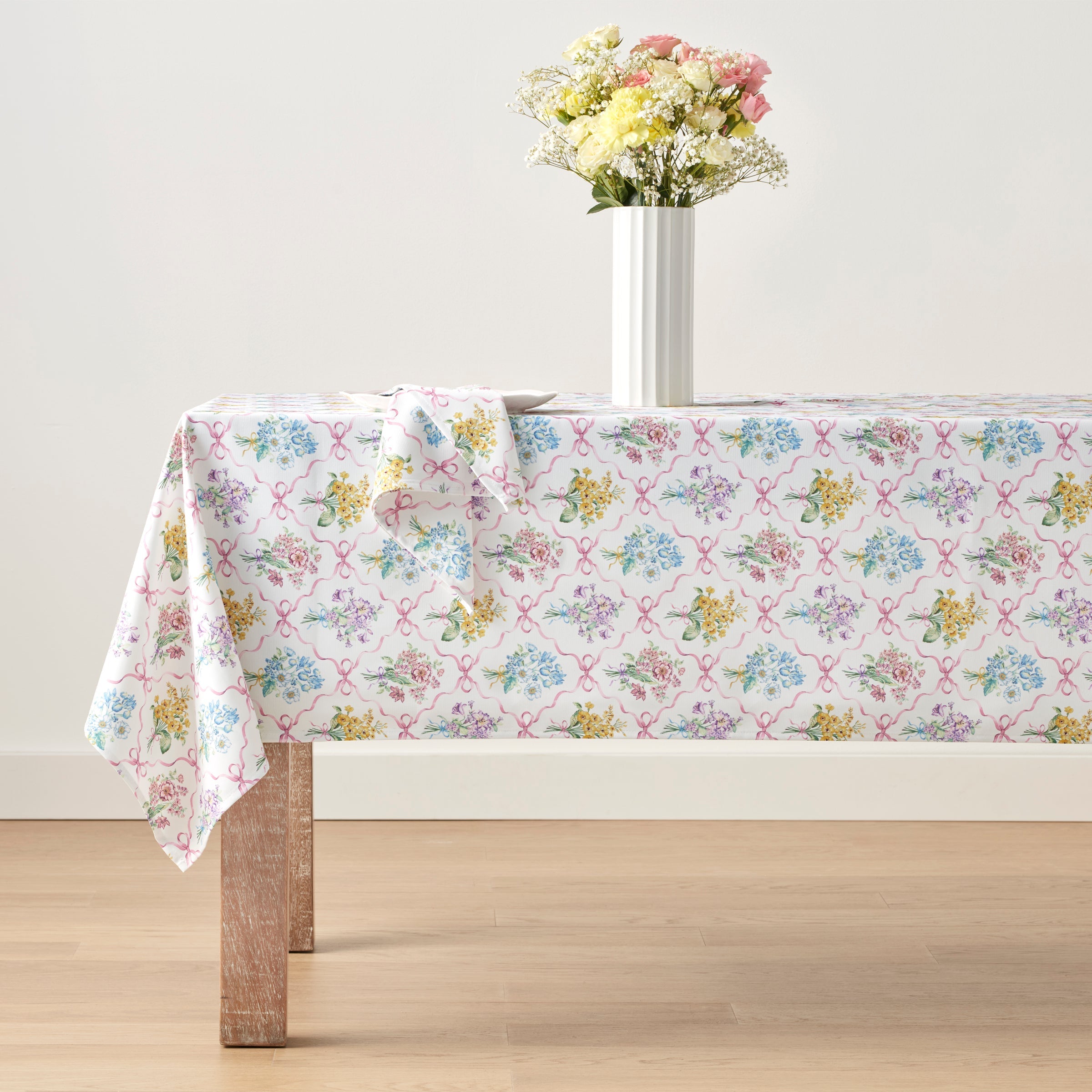 Lenox Premium Bouquet Ribbon 60x102 Tablecloth - Image 2