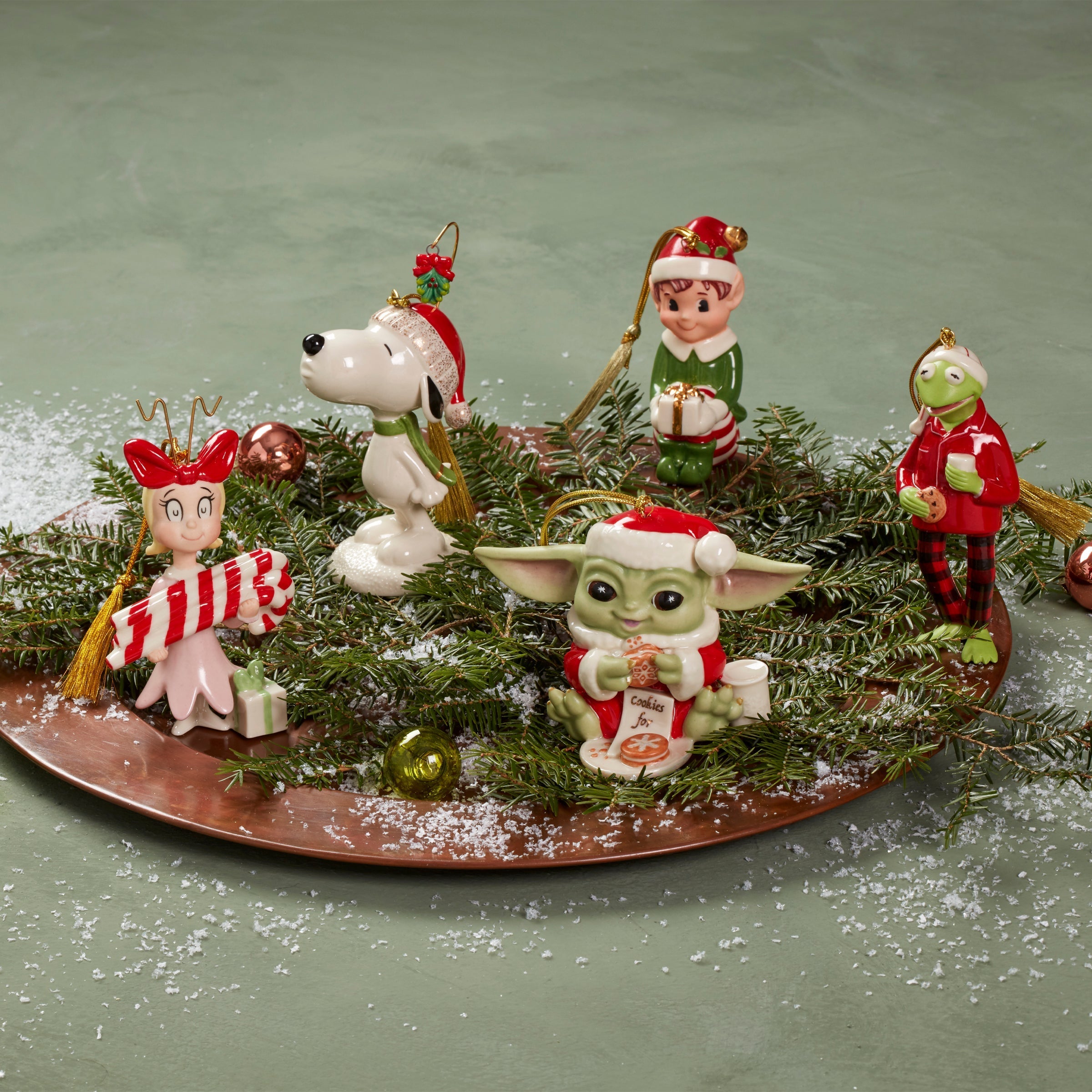 Lenox Premium Cindy Lou Who Ornament - Image 8