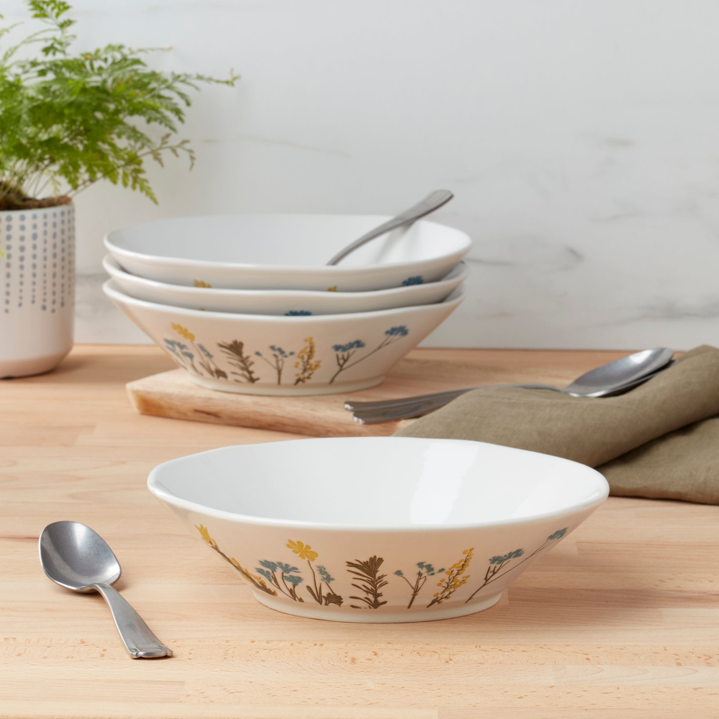 Lenox Premium Wildflowers Pasta Bowls, Set of 4 - Image 3