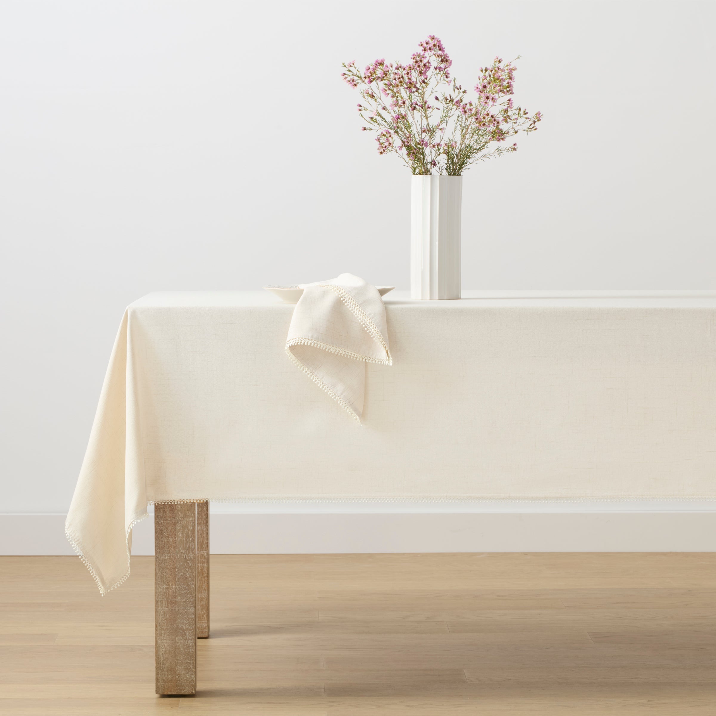 Lenox Premium French Perle Natural 60x84 Tablecloth - Image 3