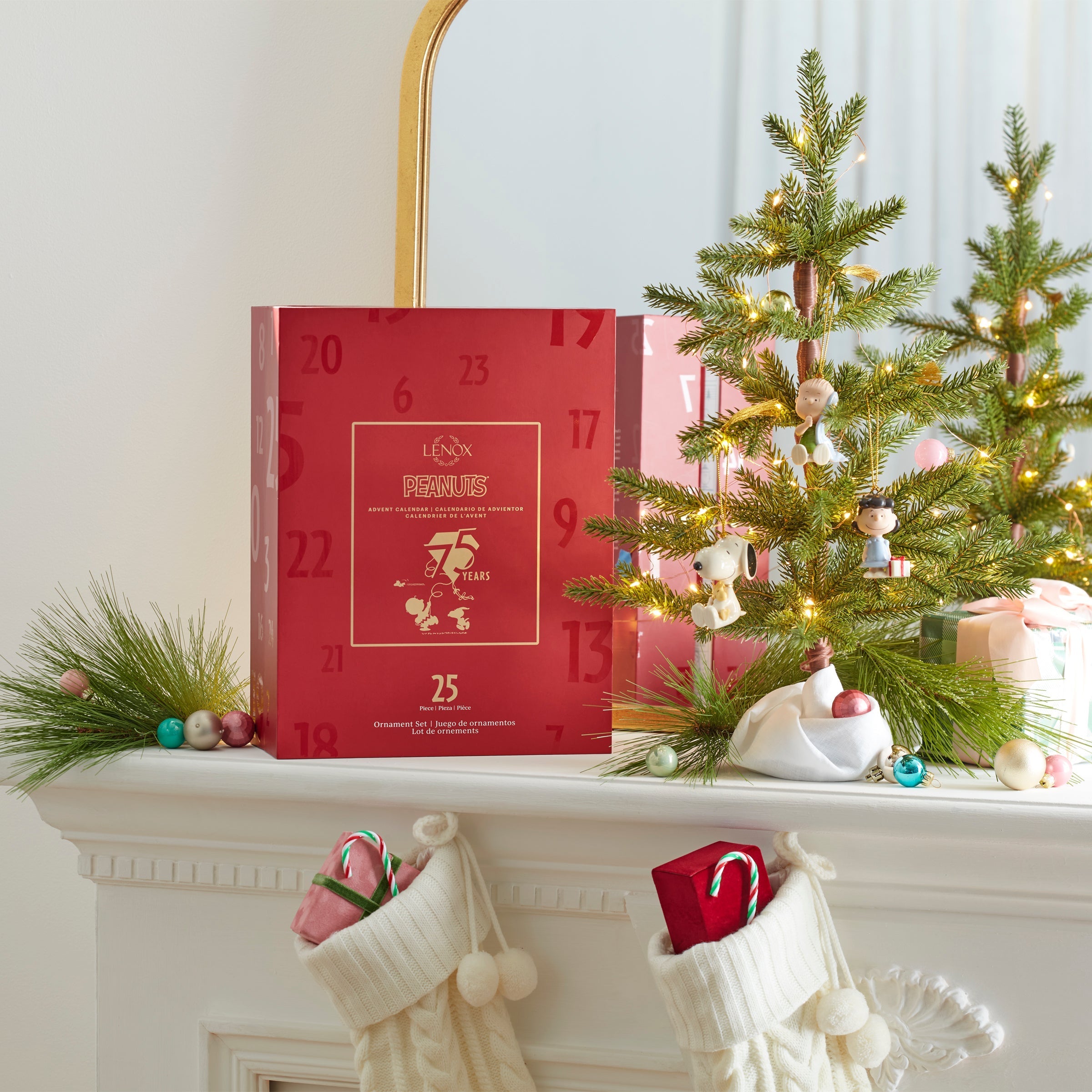 Lenox Premium Peanuts Advent Calendar - Image 6