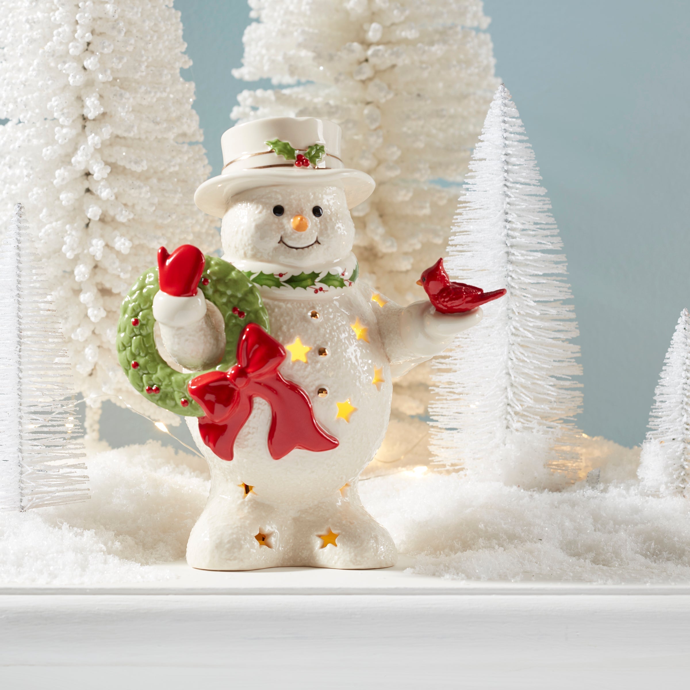 Lenox Premium Happy Holly Days Snowman Holding Wreath Figurine - Image 4